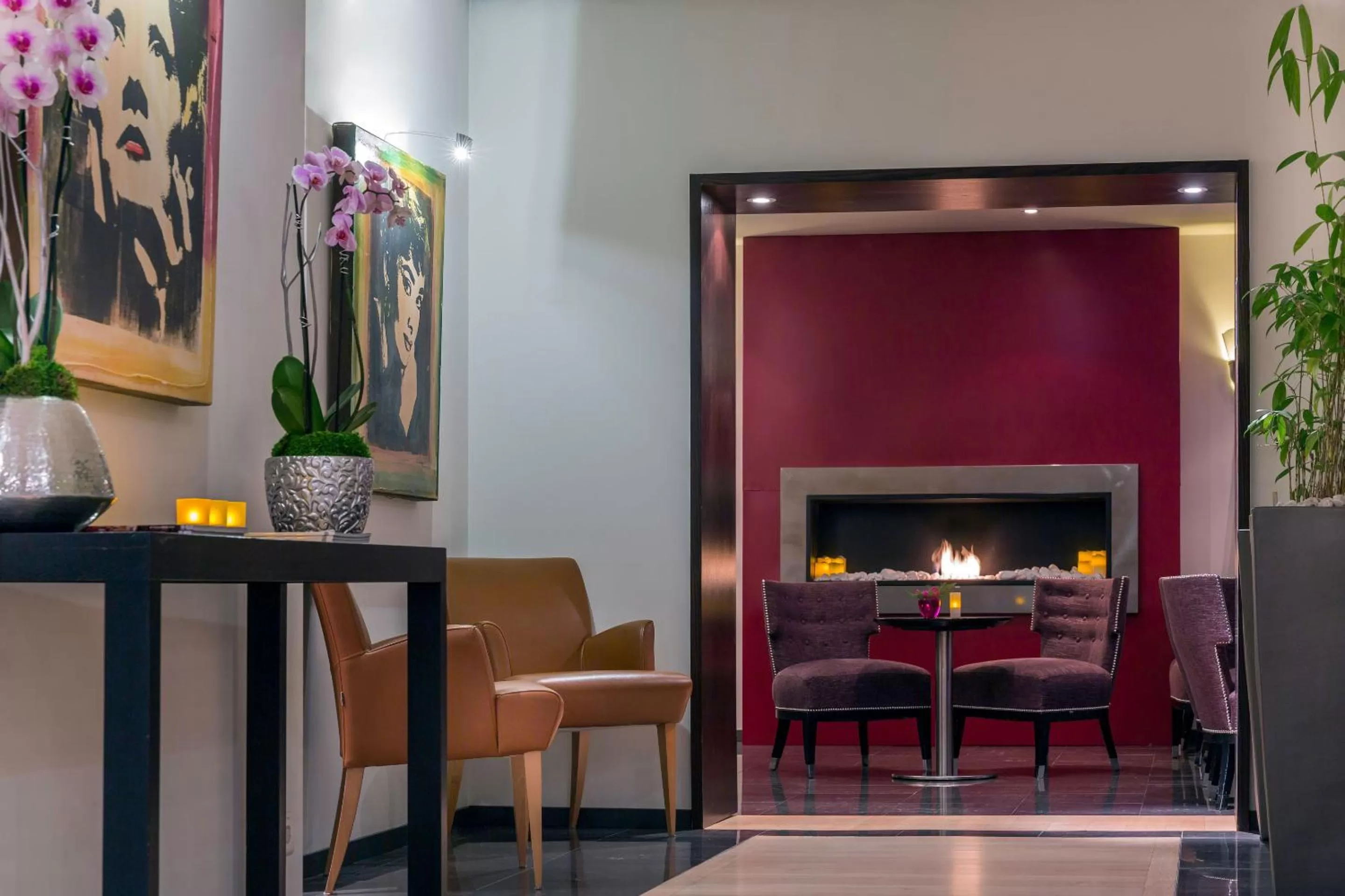 Lounge or bar in Auteuil Manotel