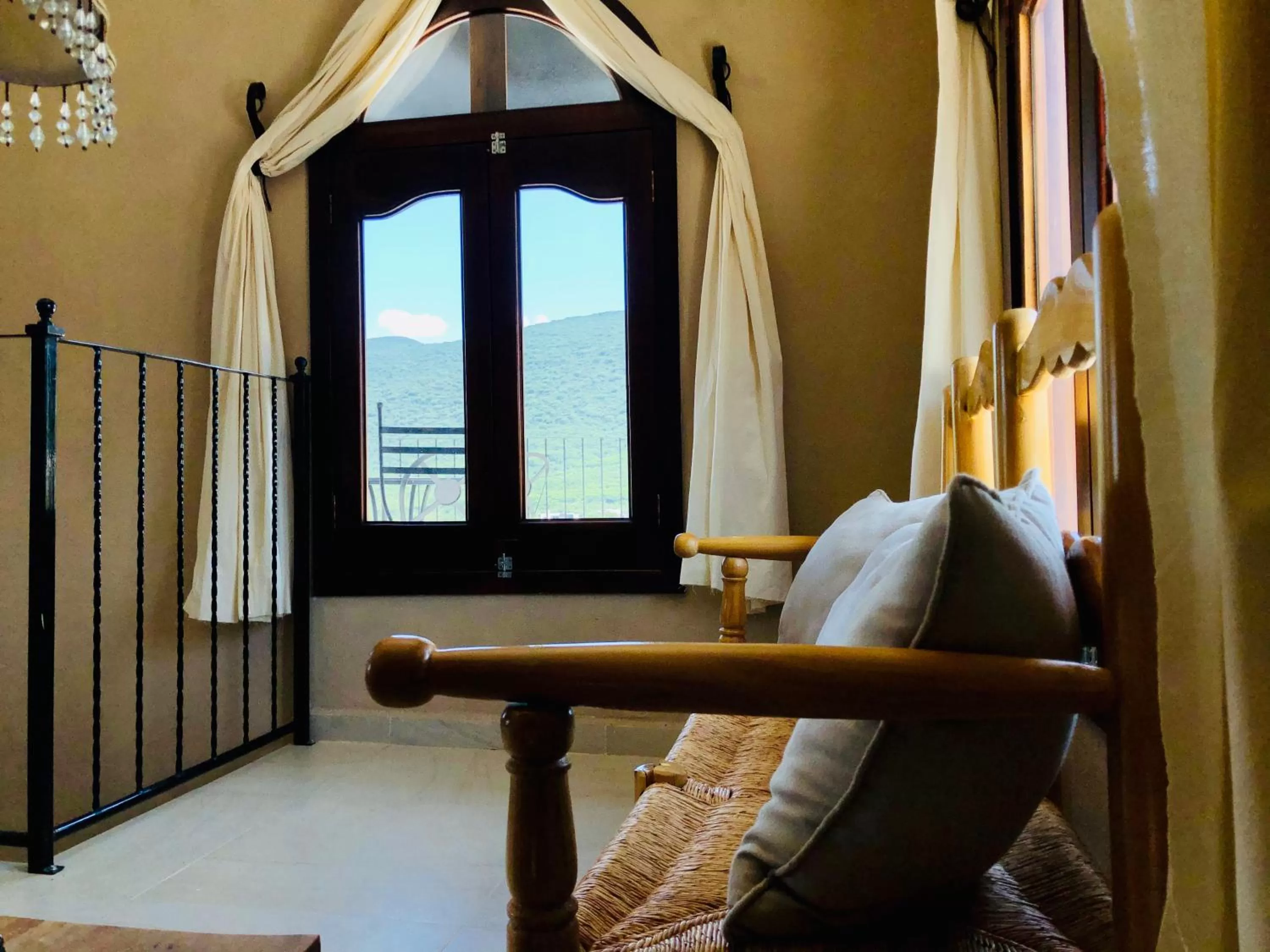 Mountain view in Hotel Carretas by Rotamundos