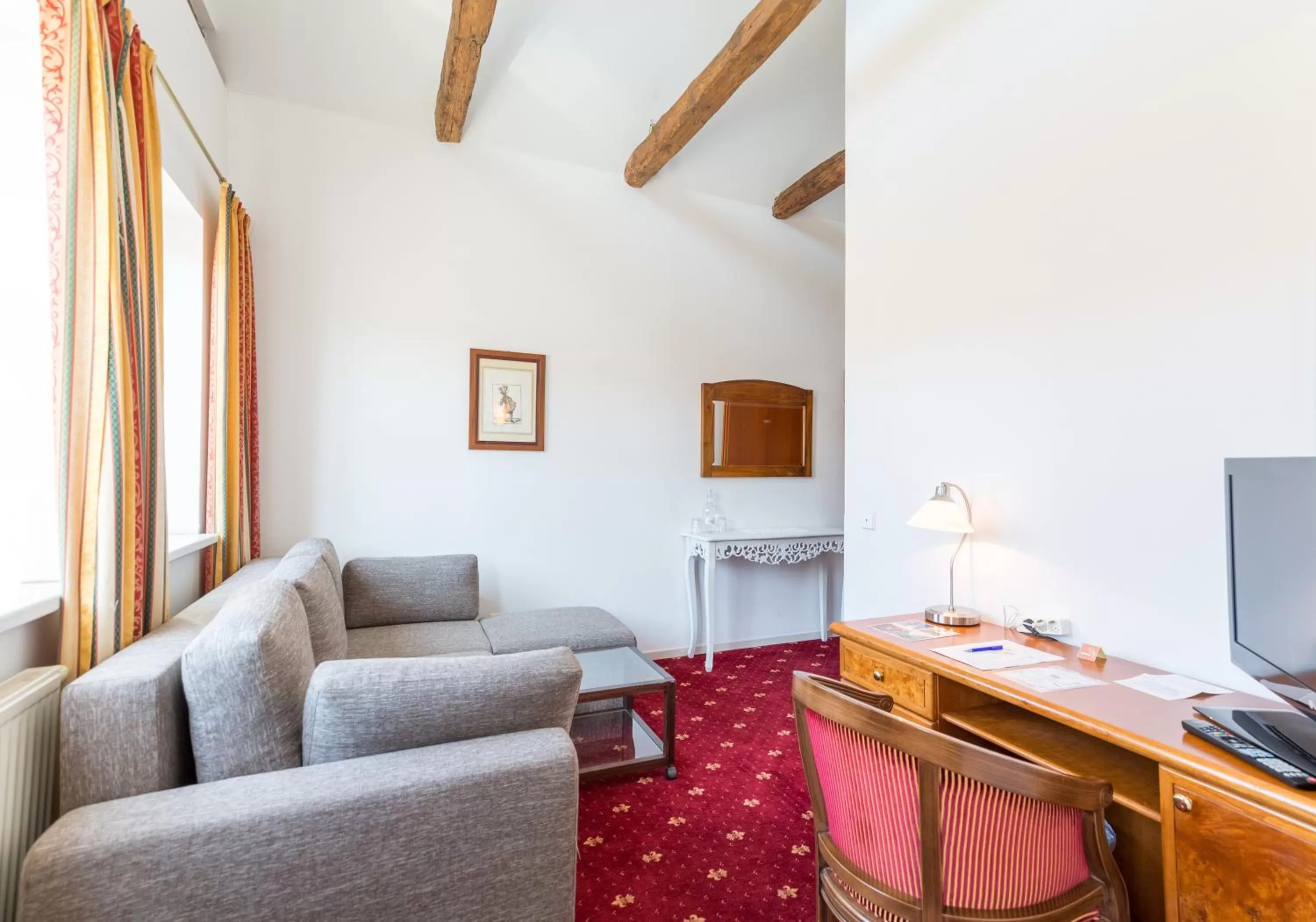 TV and multimedia in Stadthotel Kramer