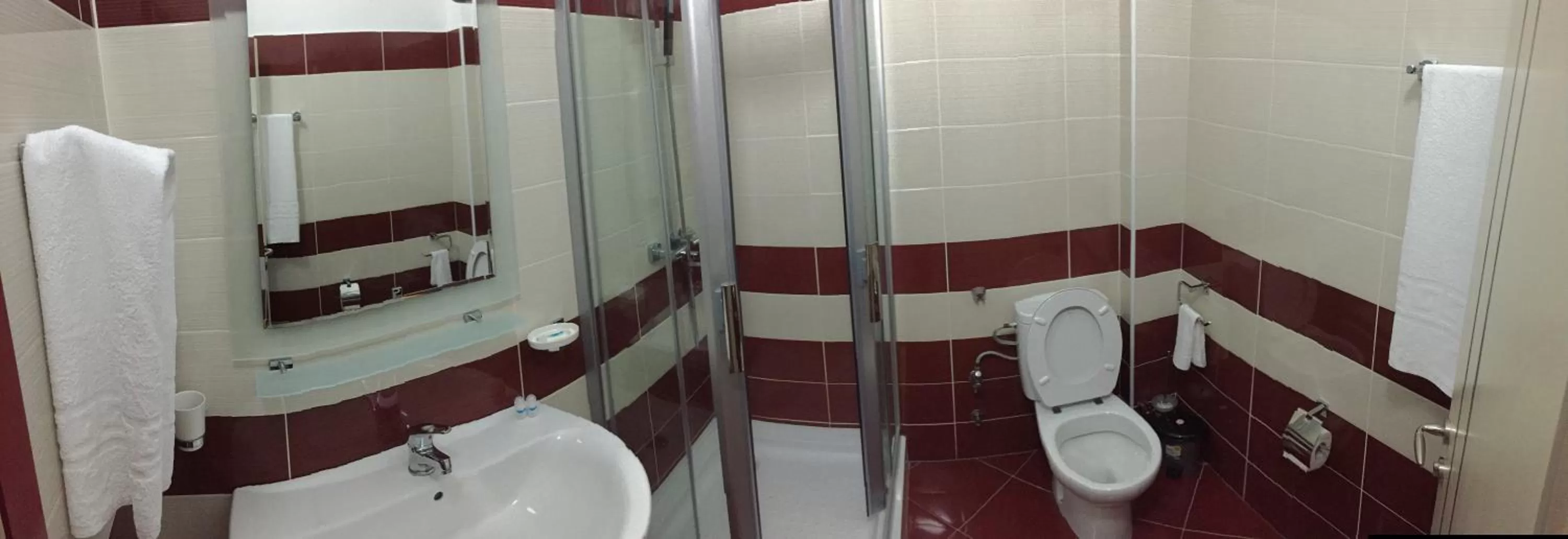 Bathroom in Hotel Siklad