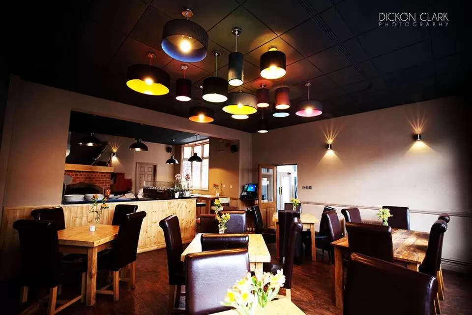 Restaurant/places to eat in The Lion Hotel