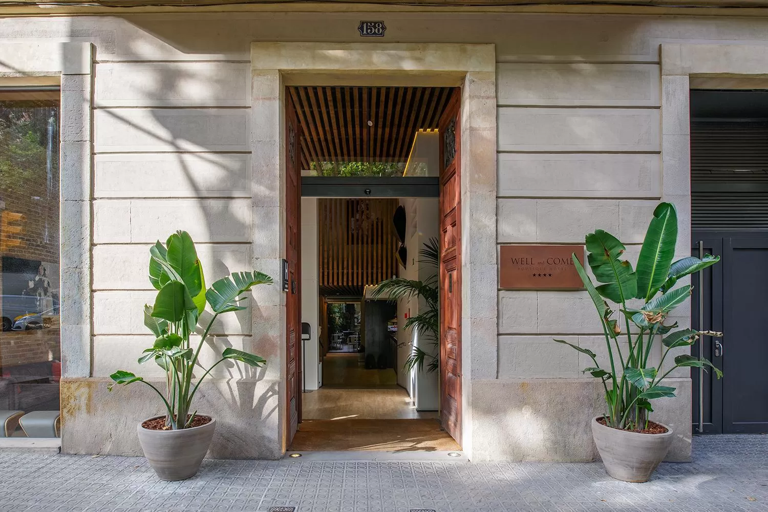 Facade/entrance in Hotel Well and Come Barcelona