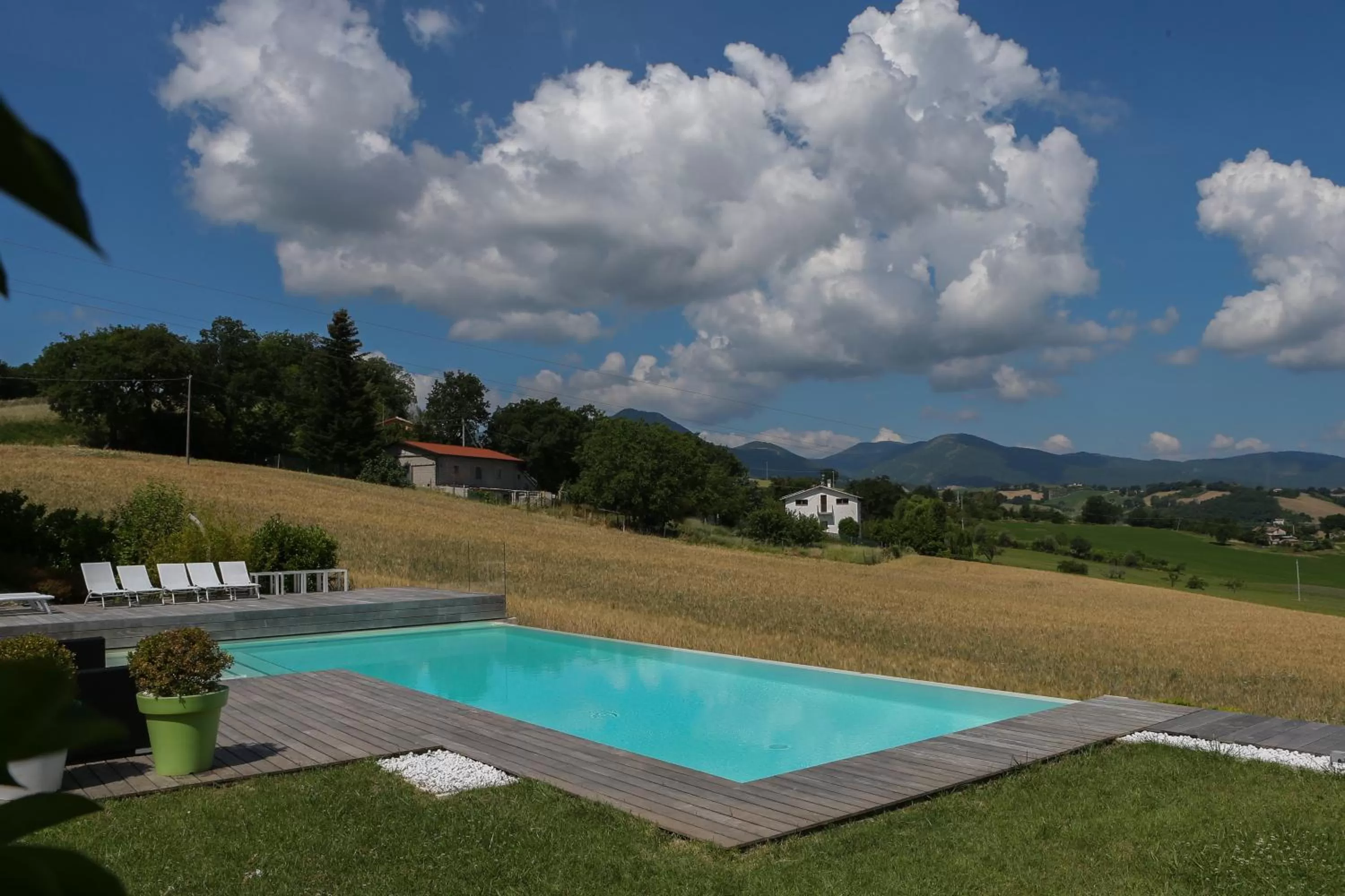 Swimming Pool in Serre Alte Landscape Luxury Rooms