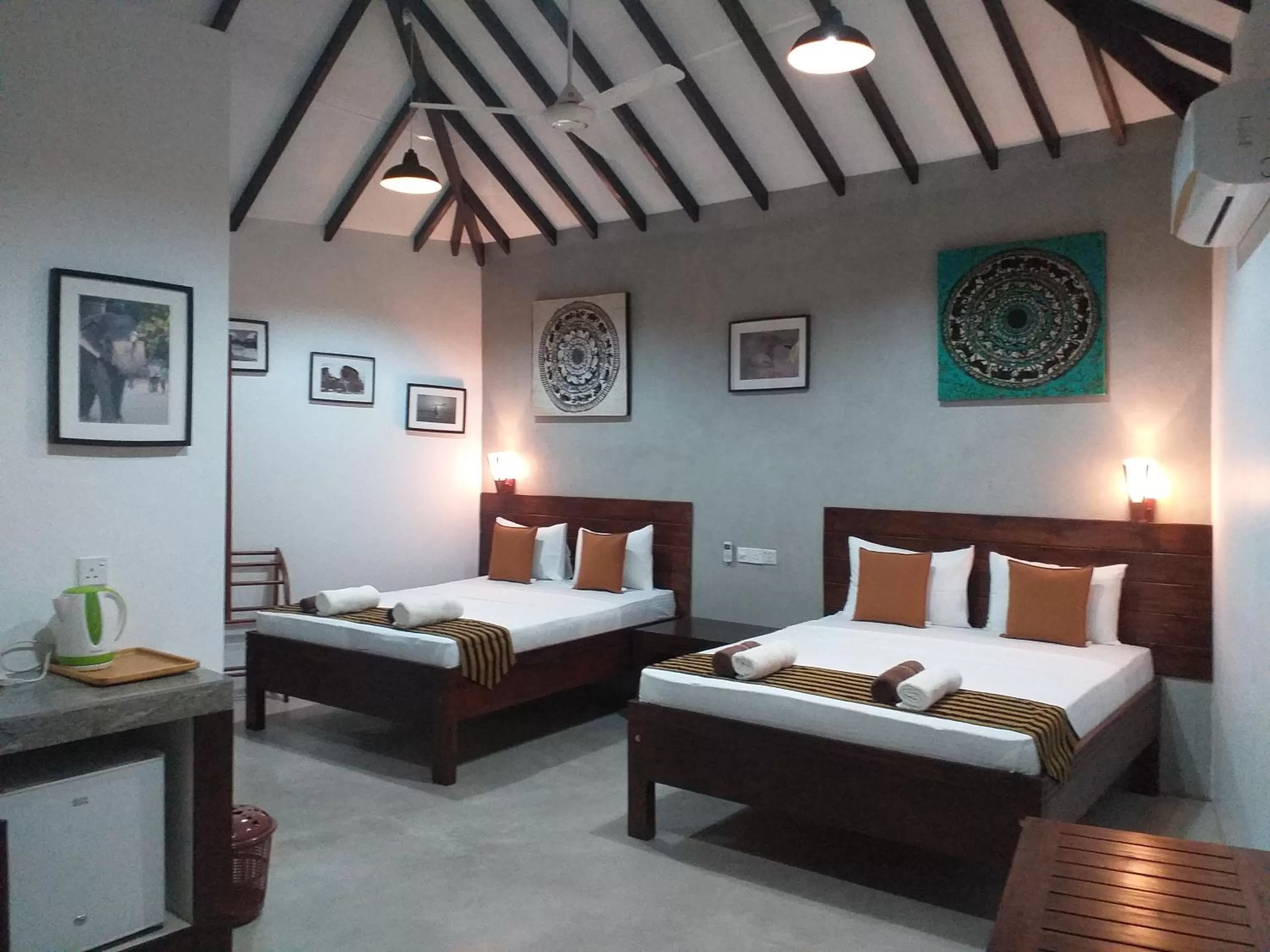 Bed in Green Wood Villa Negombo