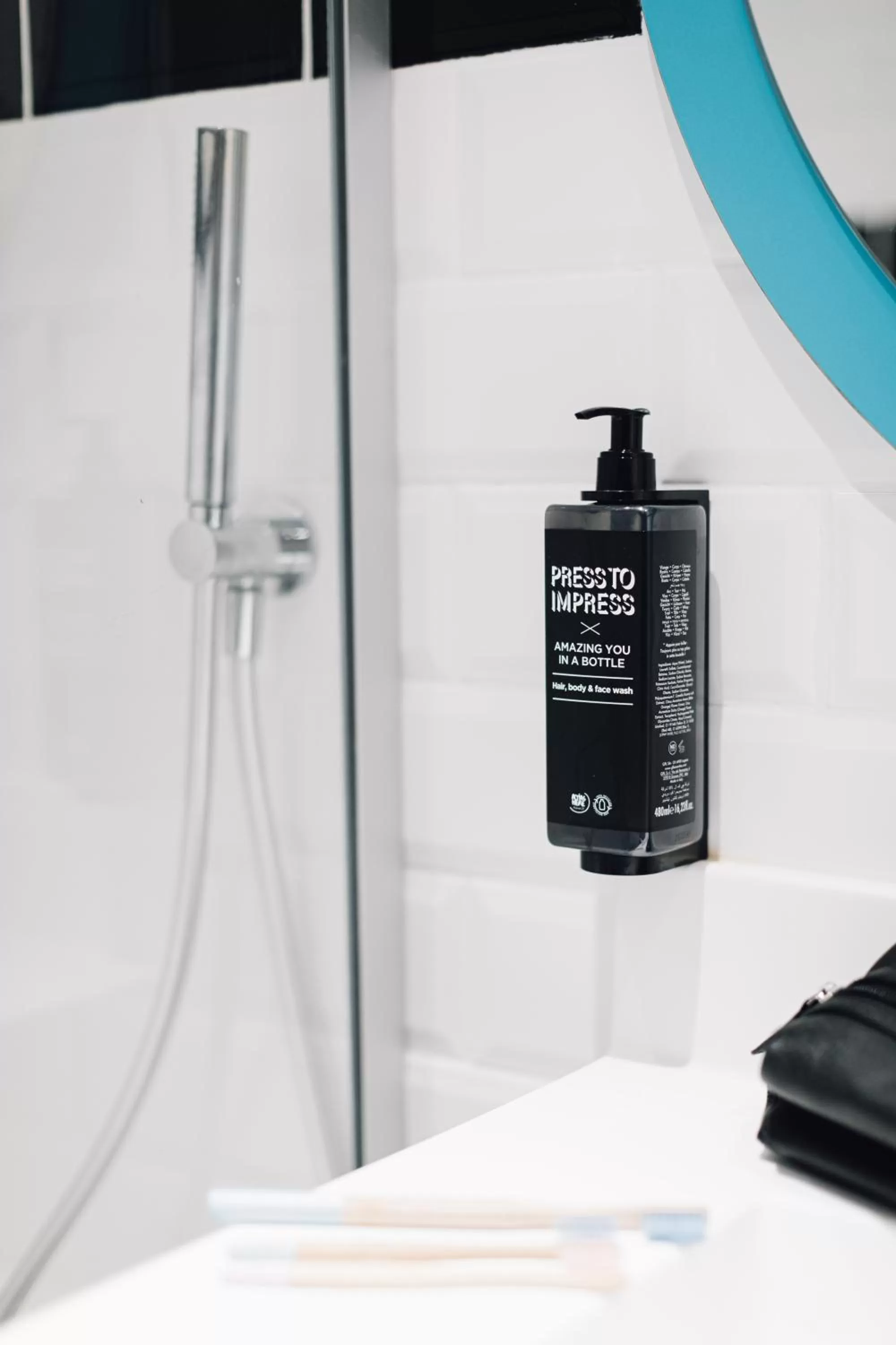 Bathroom in ibis Styles Nancy Laxou