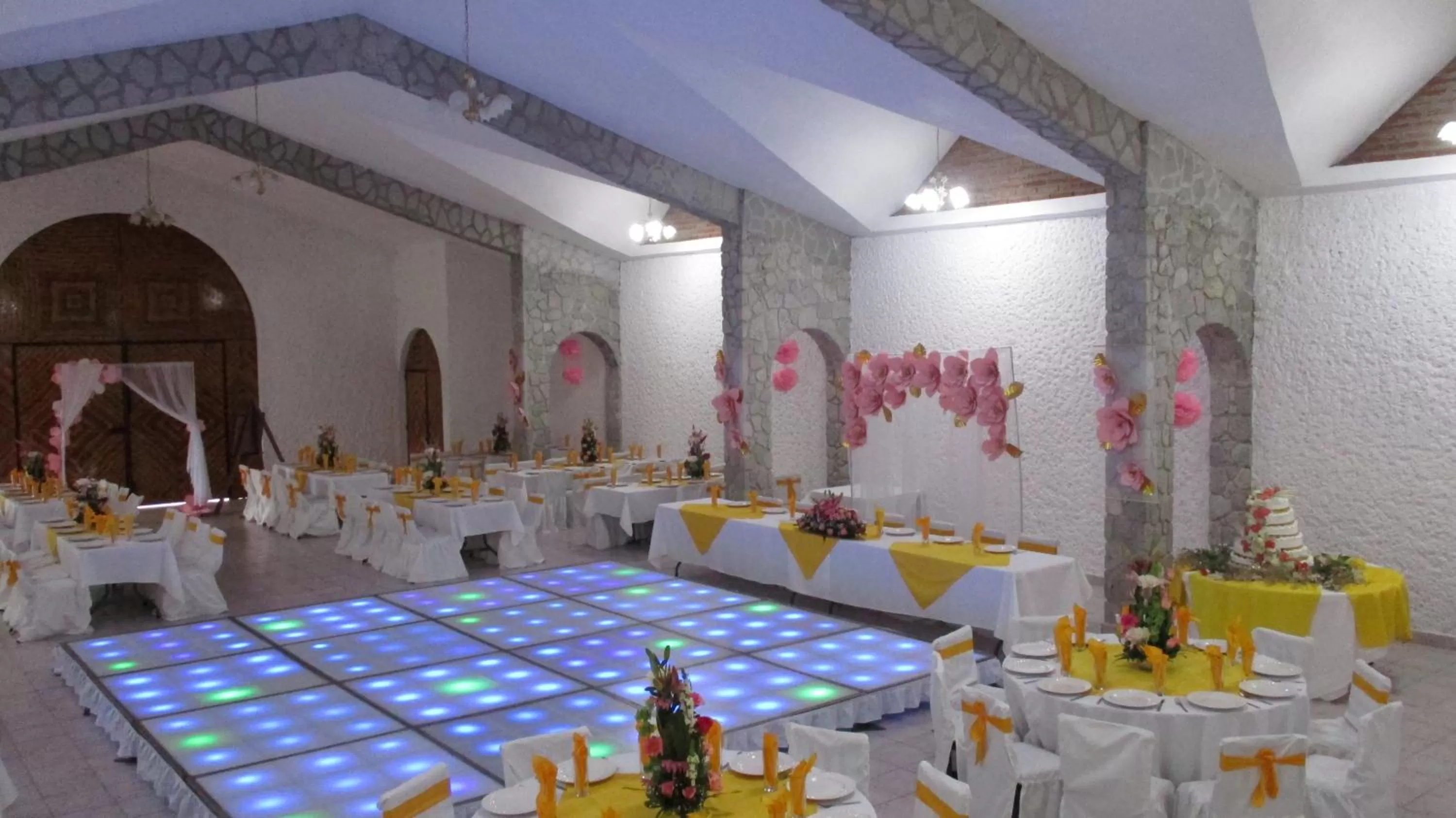 Banquet/Function facilities in Hotel Villa Monarca Inn
