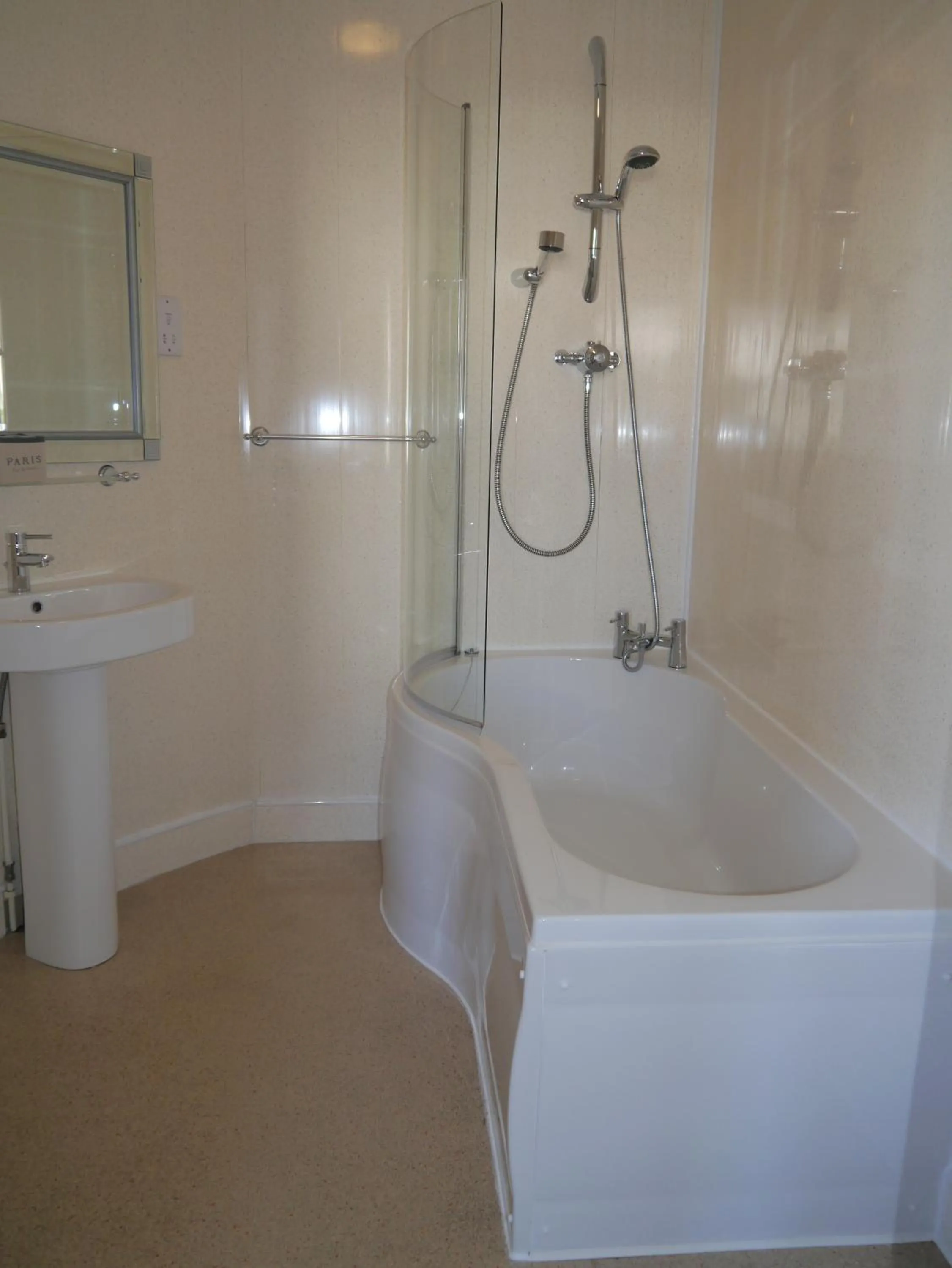 Bathroom in Town House Rooms