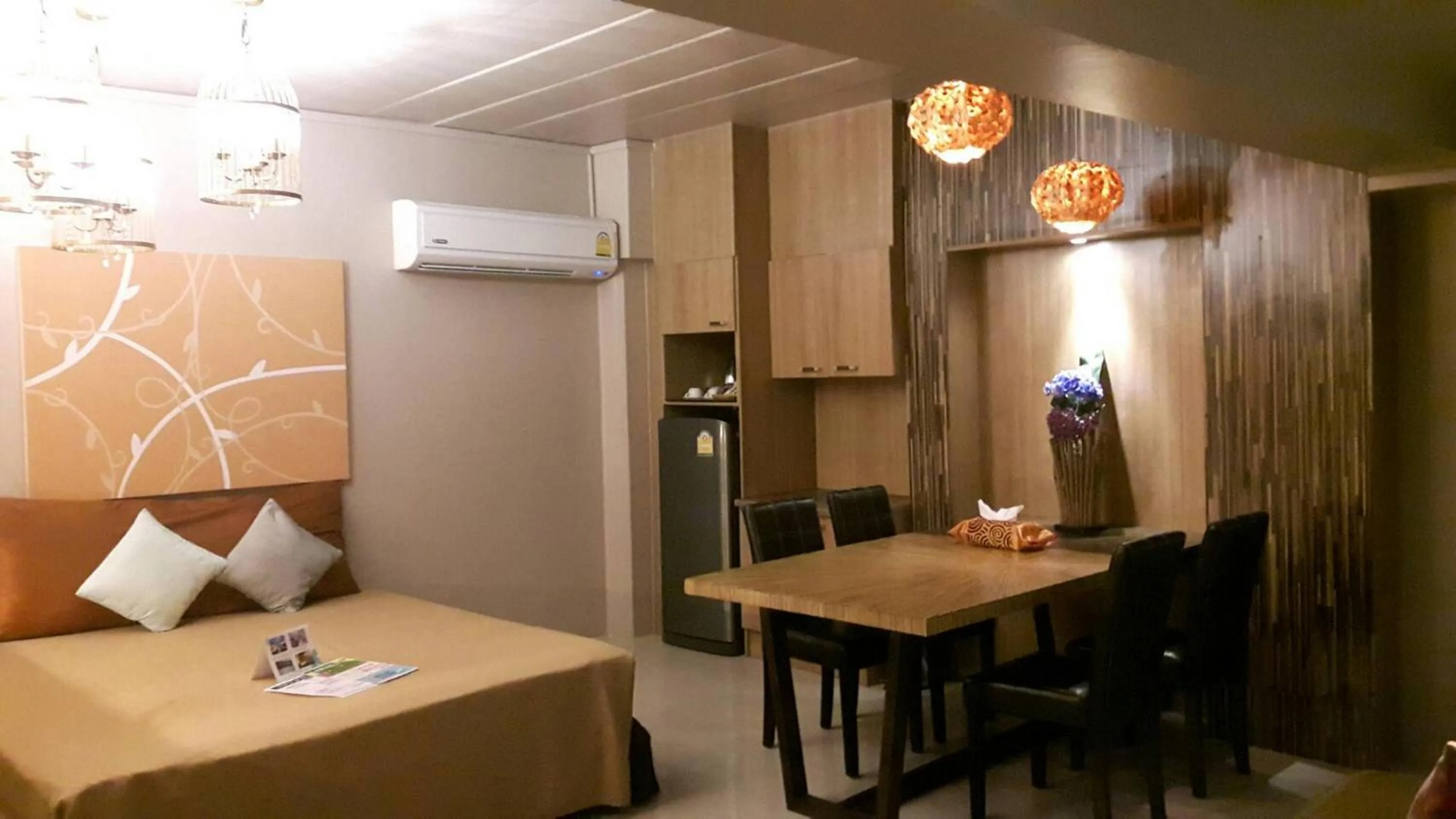 Photo of the whole room in Patong Heritage Hotel Phuket - SHA Extra Plus