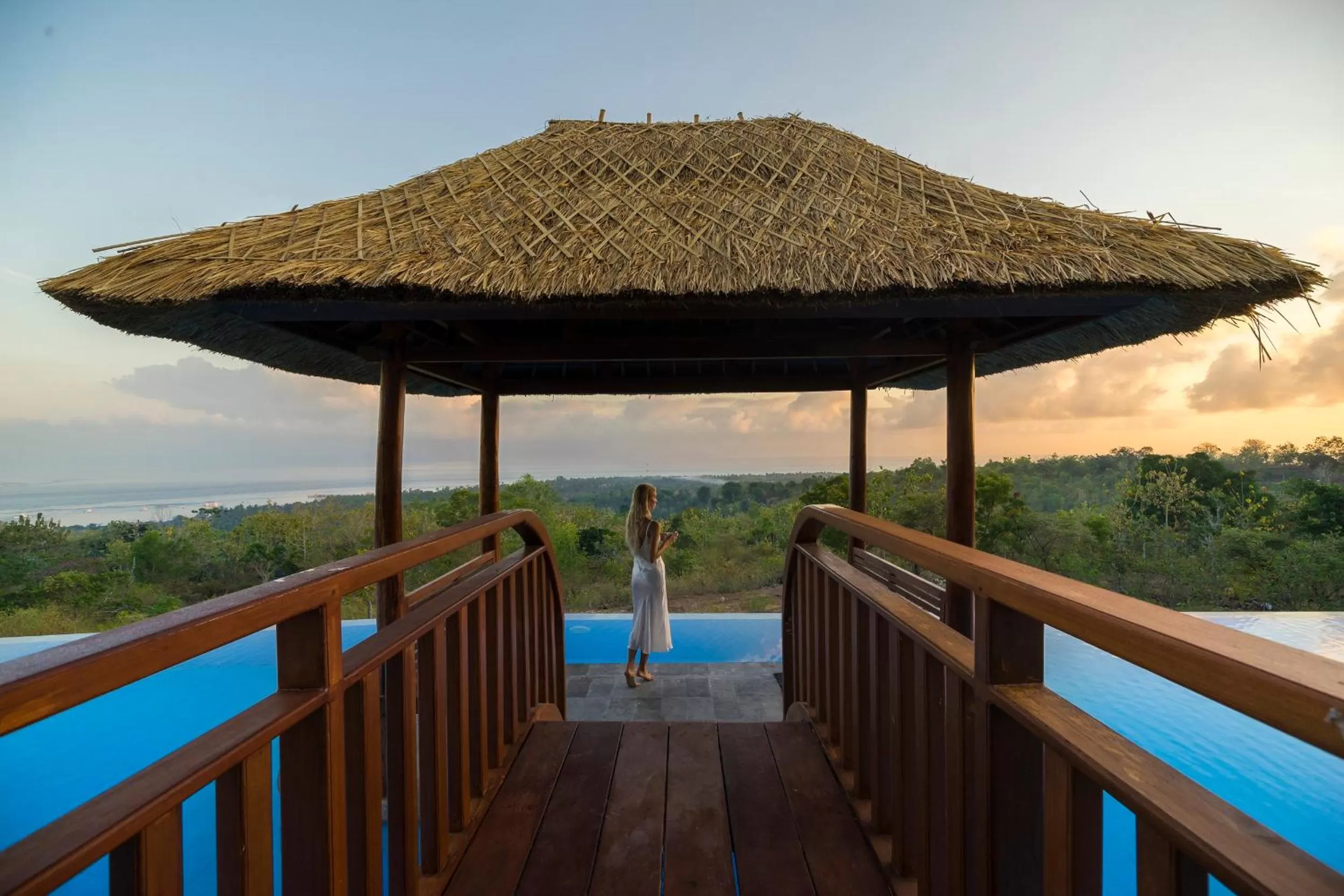 Swimming pool in Semabu Hills Hotel Nusa Penida