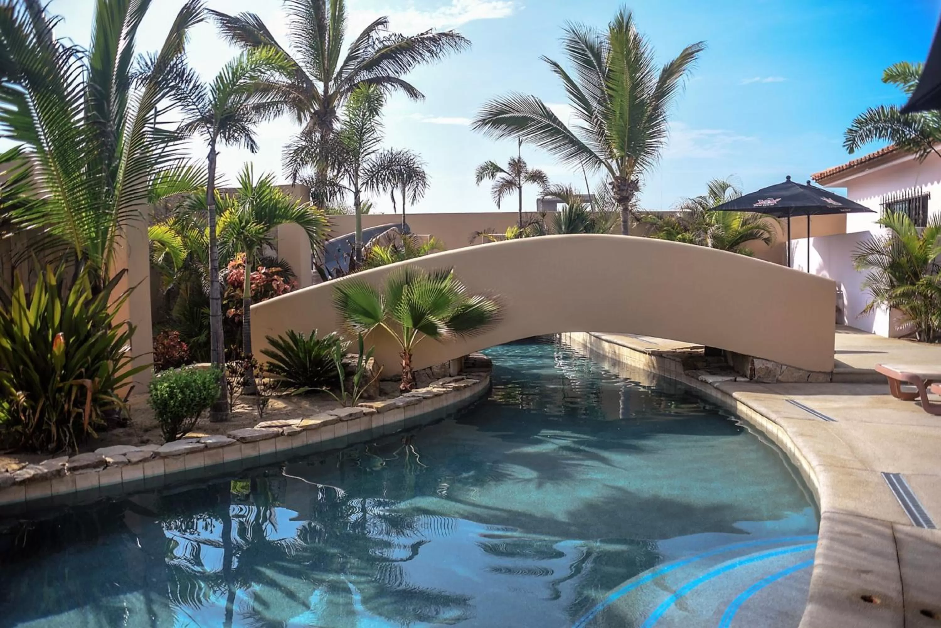Pool view in Cerritos Beach Inn