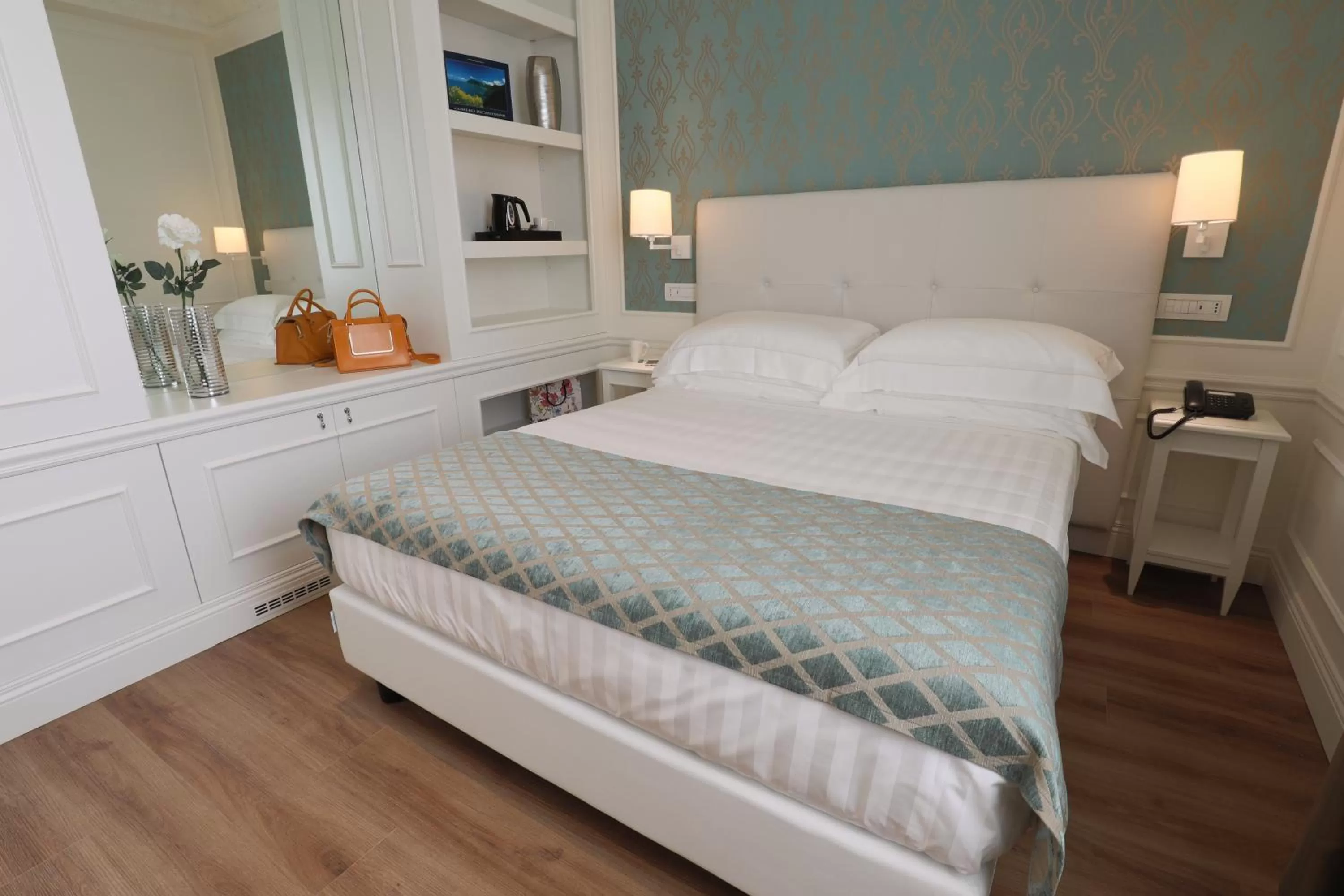 Photo of the whole room, Bed in Grand Hotel Palace