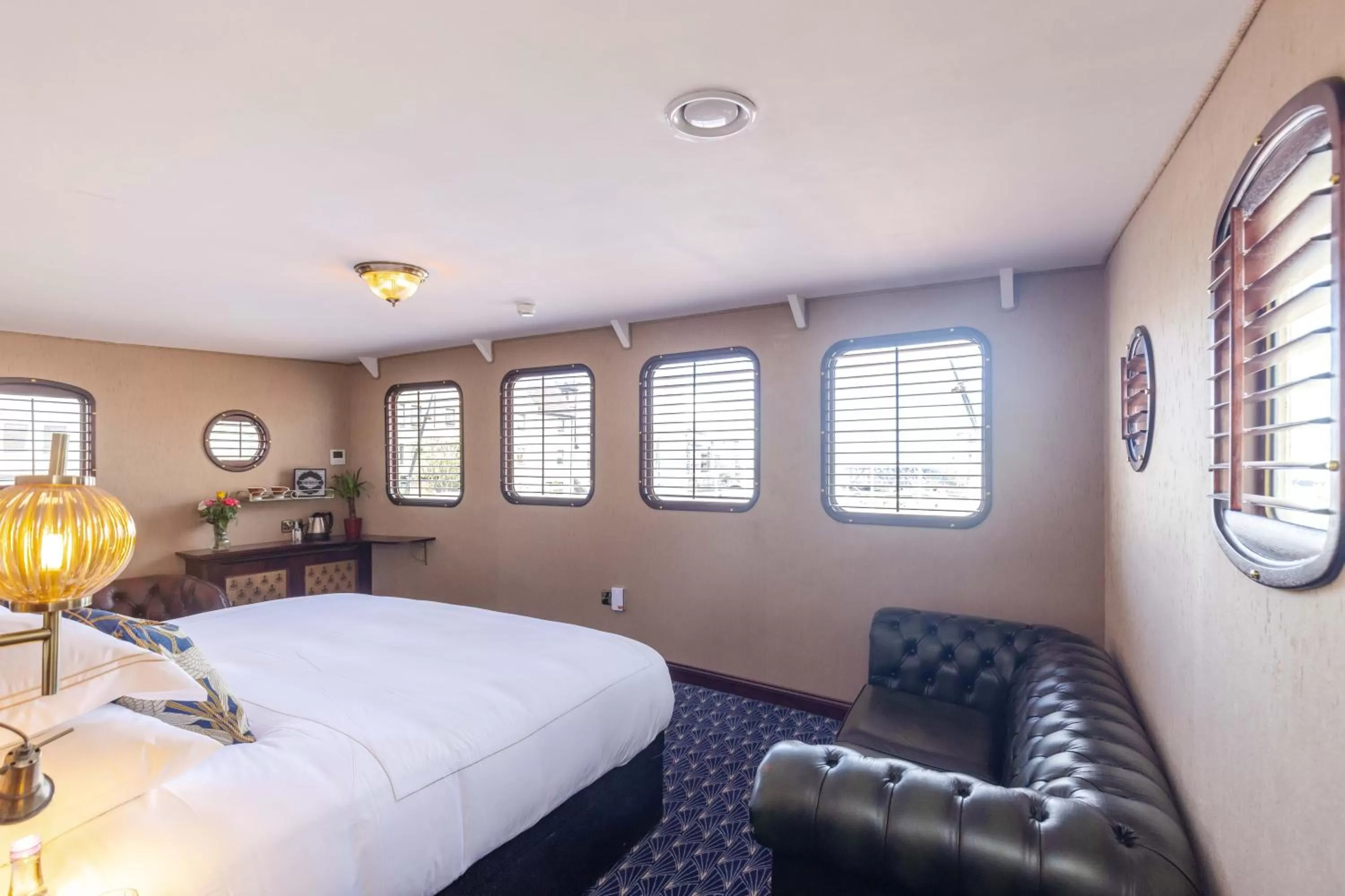 Bed in Ocean Mist Leith