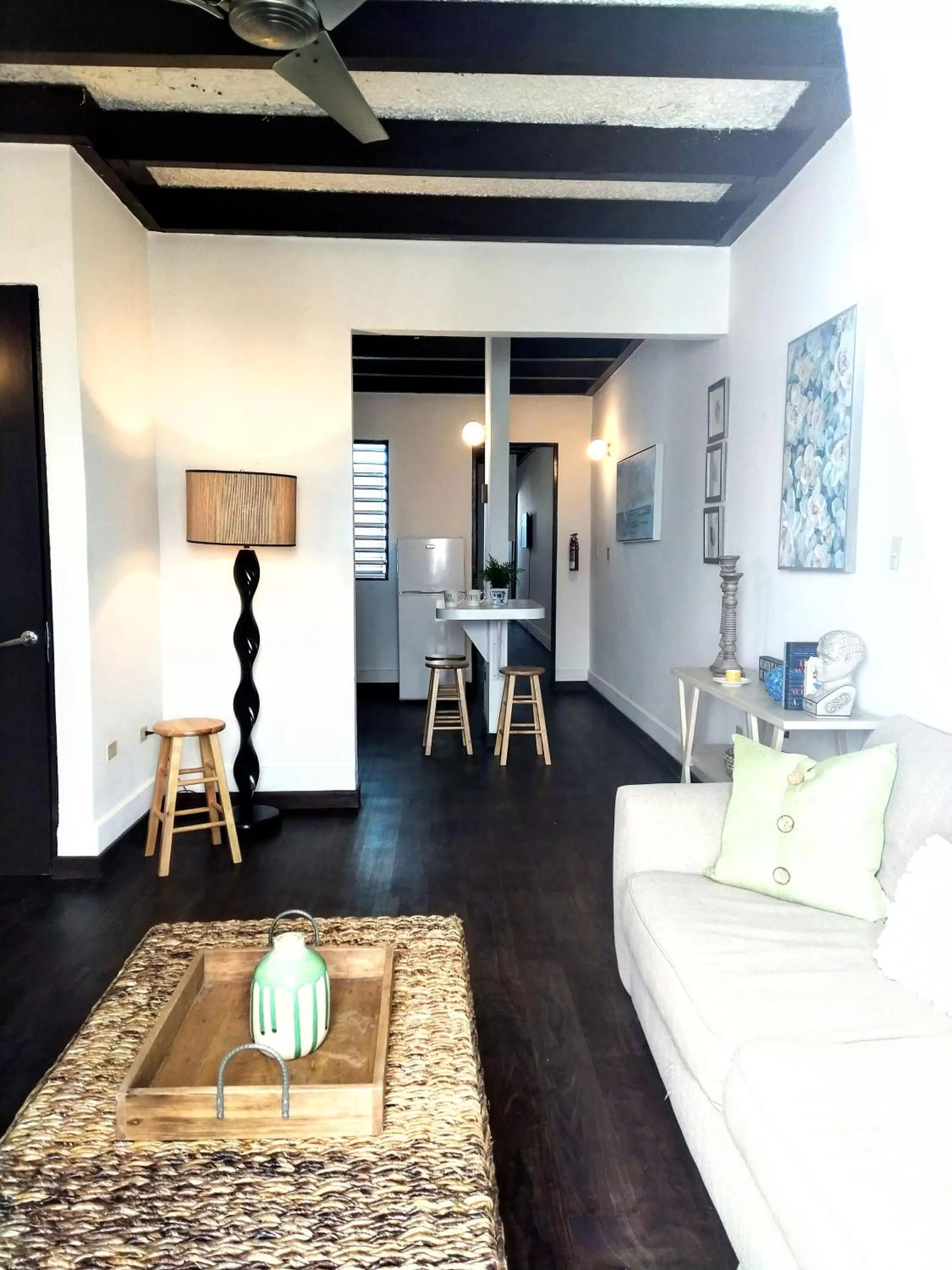 Living room in La Capitana Old San Juan Building