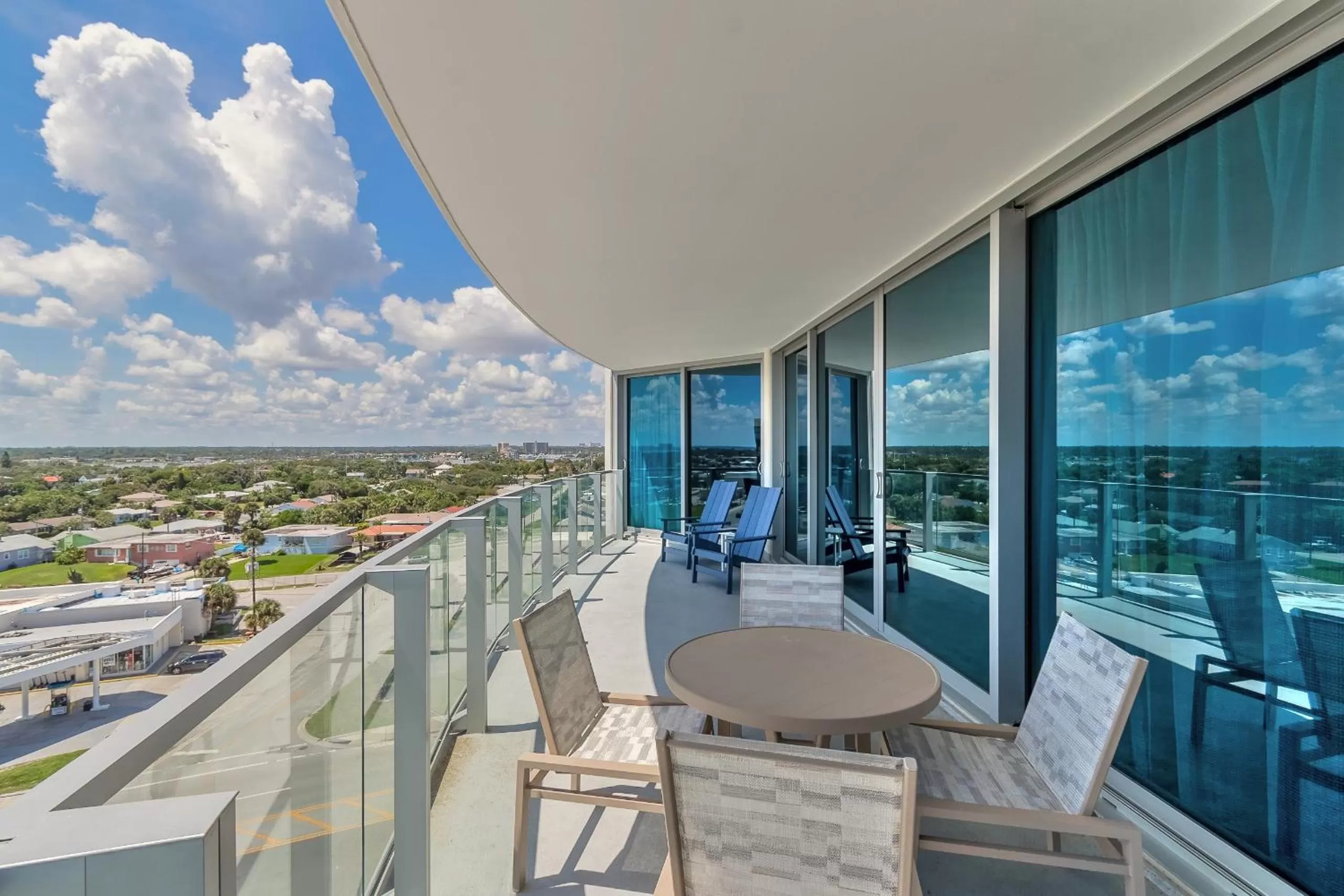 Balcony/Terrace in Max Beach Resort