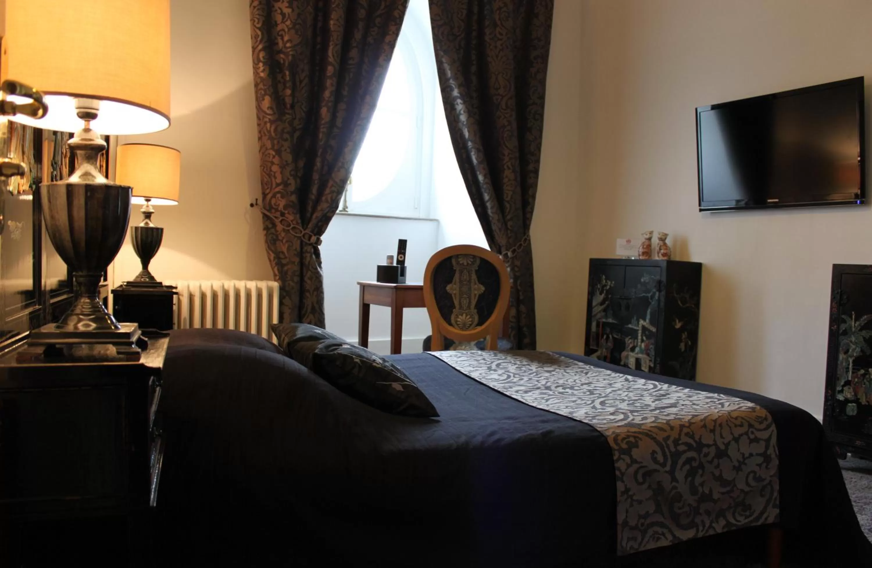 Photo of the whole room in Résidence et Chambres d'Hôtes de La Porte d'Arras