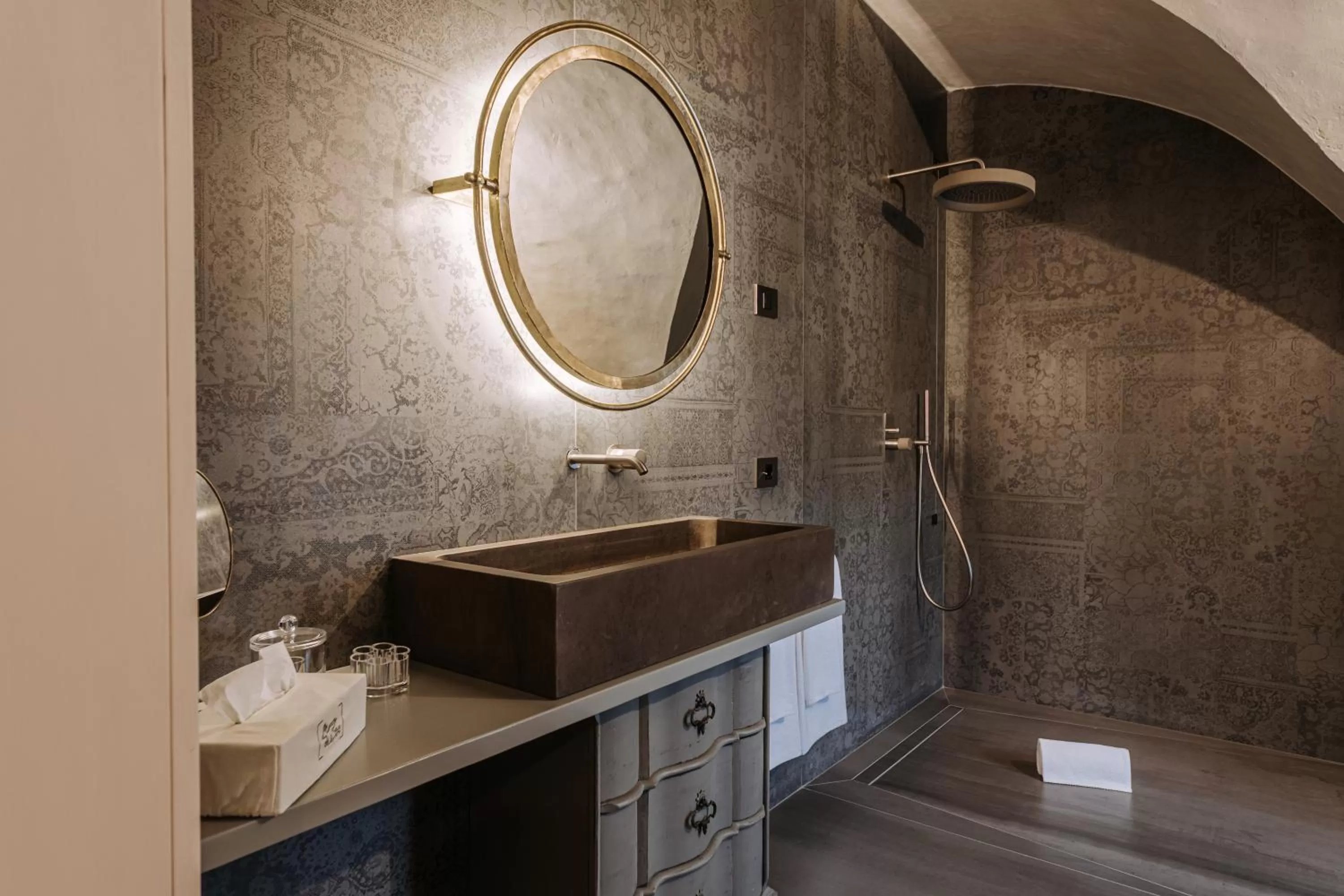 Shower in Paragon 700 Boutique Hotel & SPA