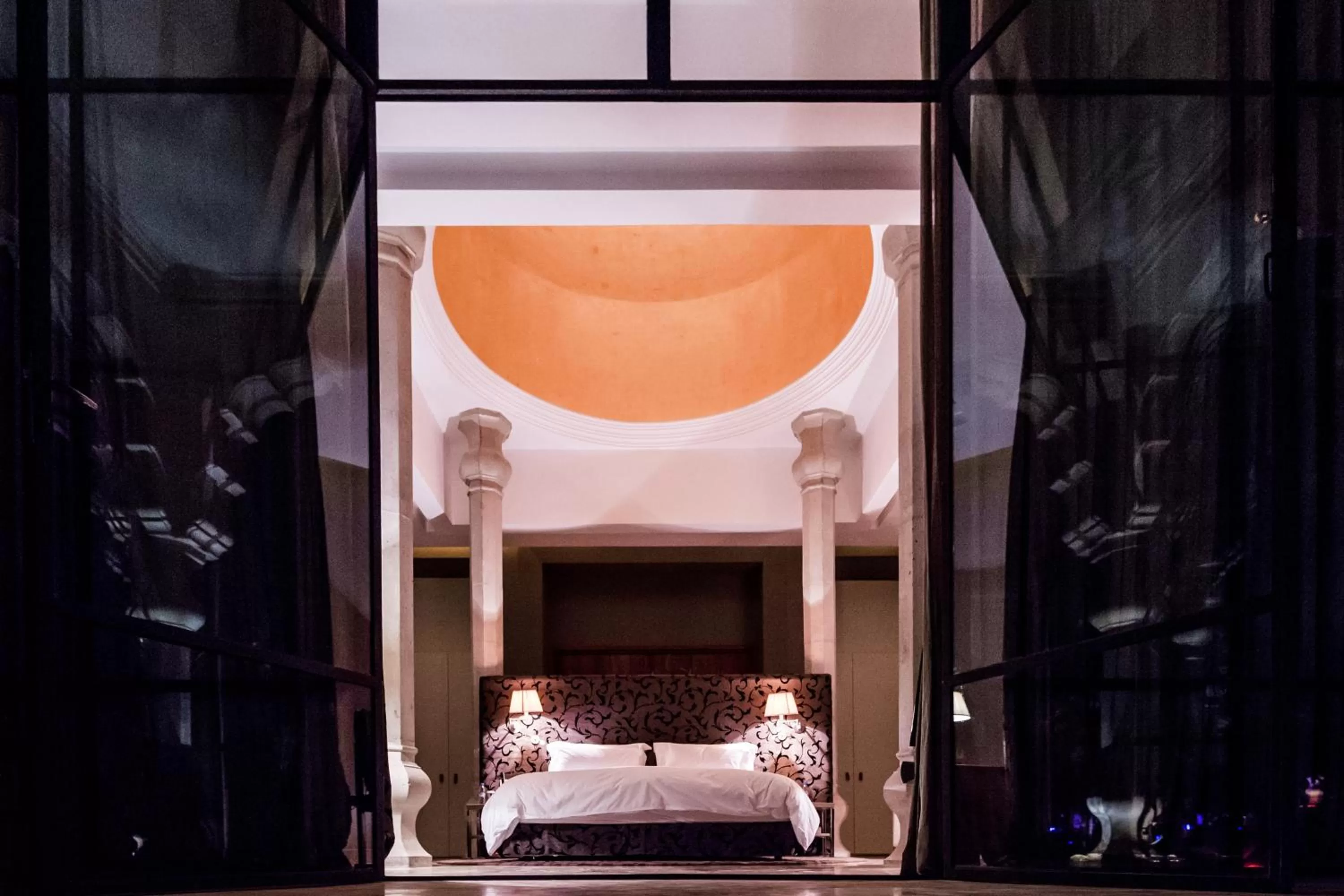 Decorative detail, Bed in Palais Namaskar