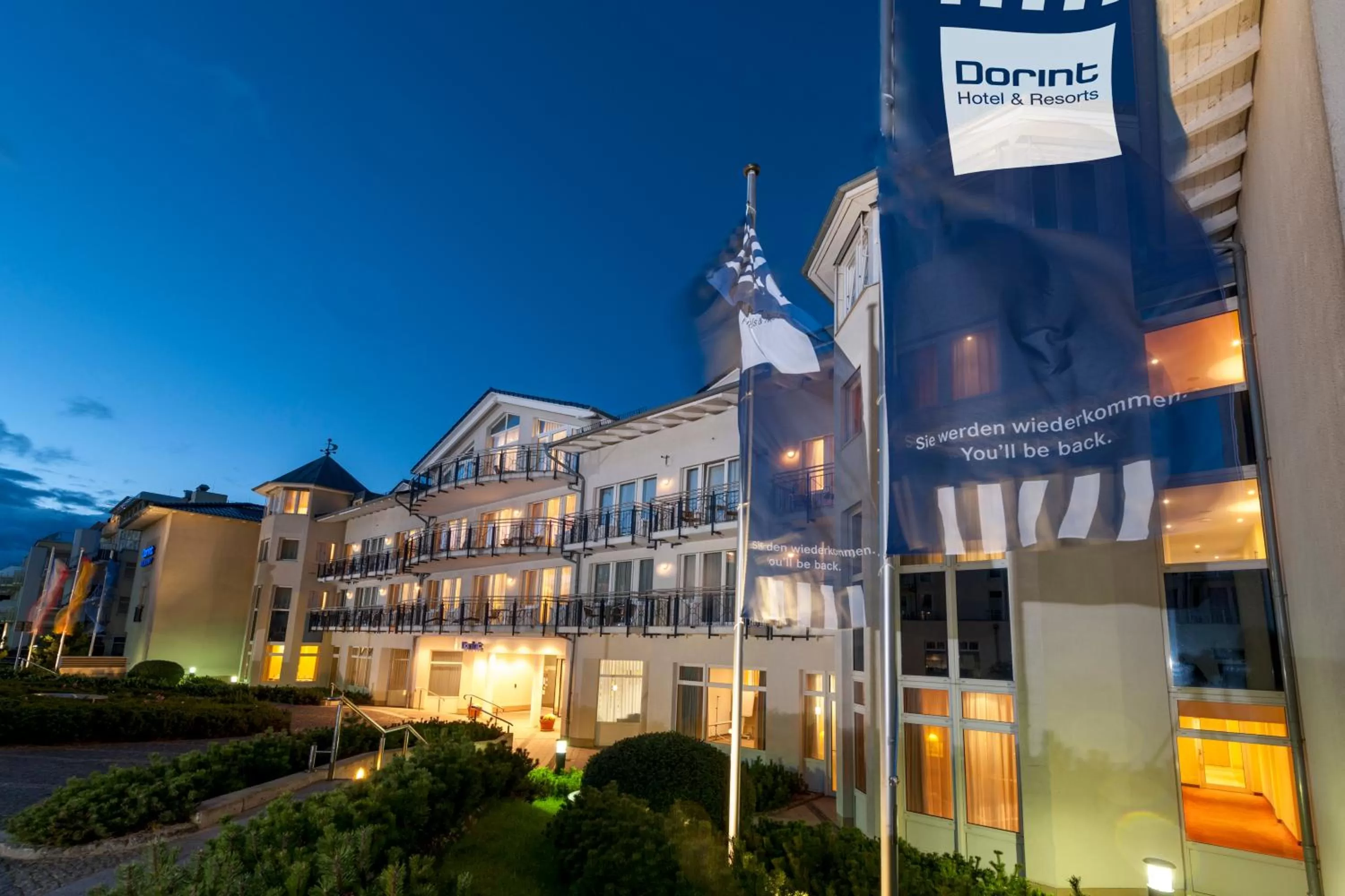Facade/entrance in Dorint Strandhotel Binz/Rügen