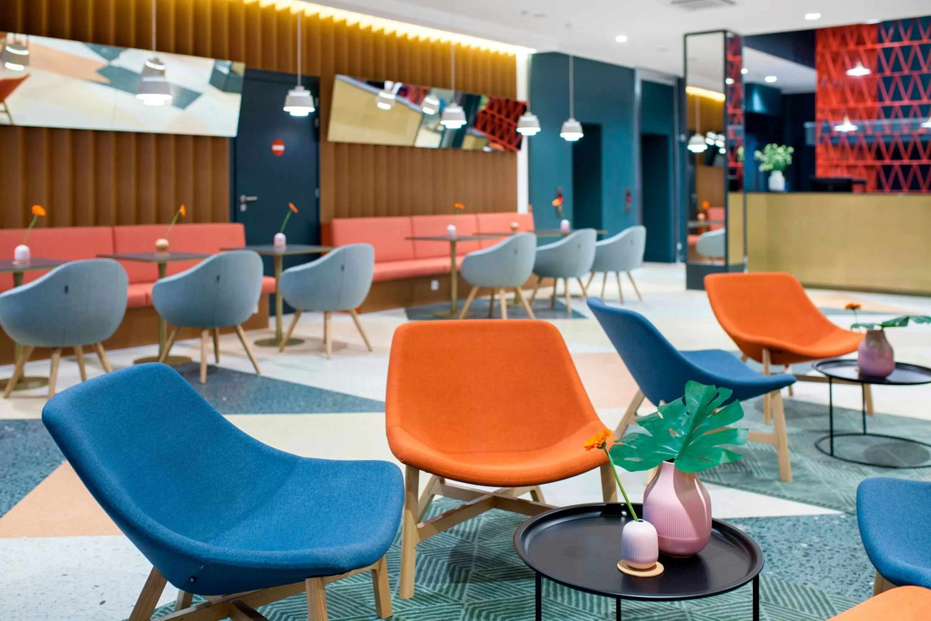 Lounge or bar in Hotel Altus Poznań Old Town - Destigo Hotels