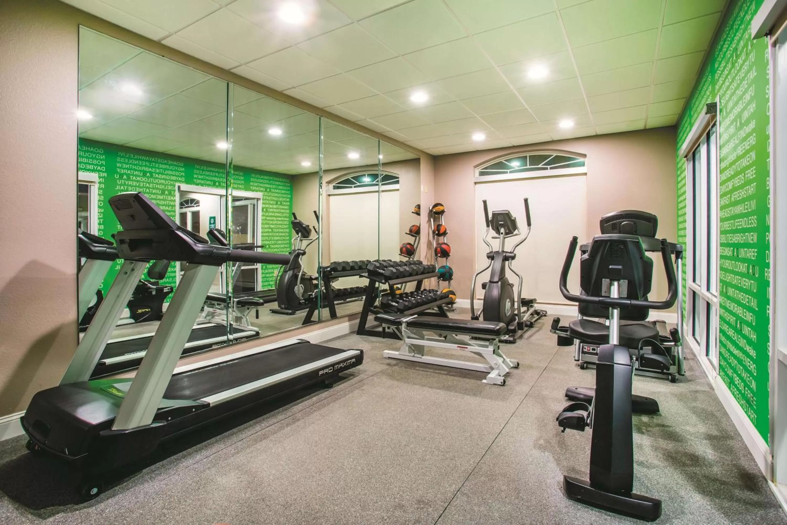 Fitness centre/facilities in La Quinta by Wyndham Russellville