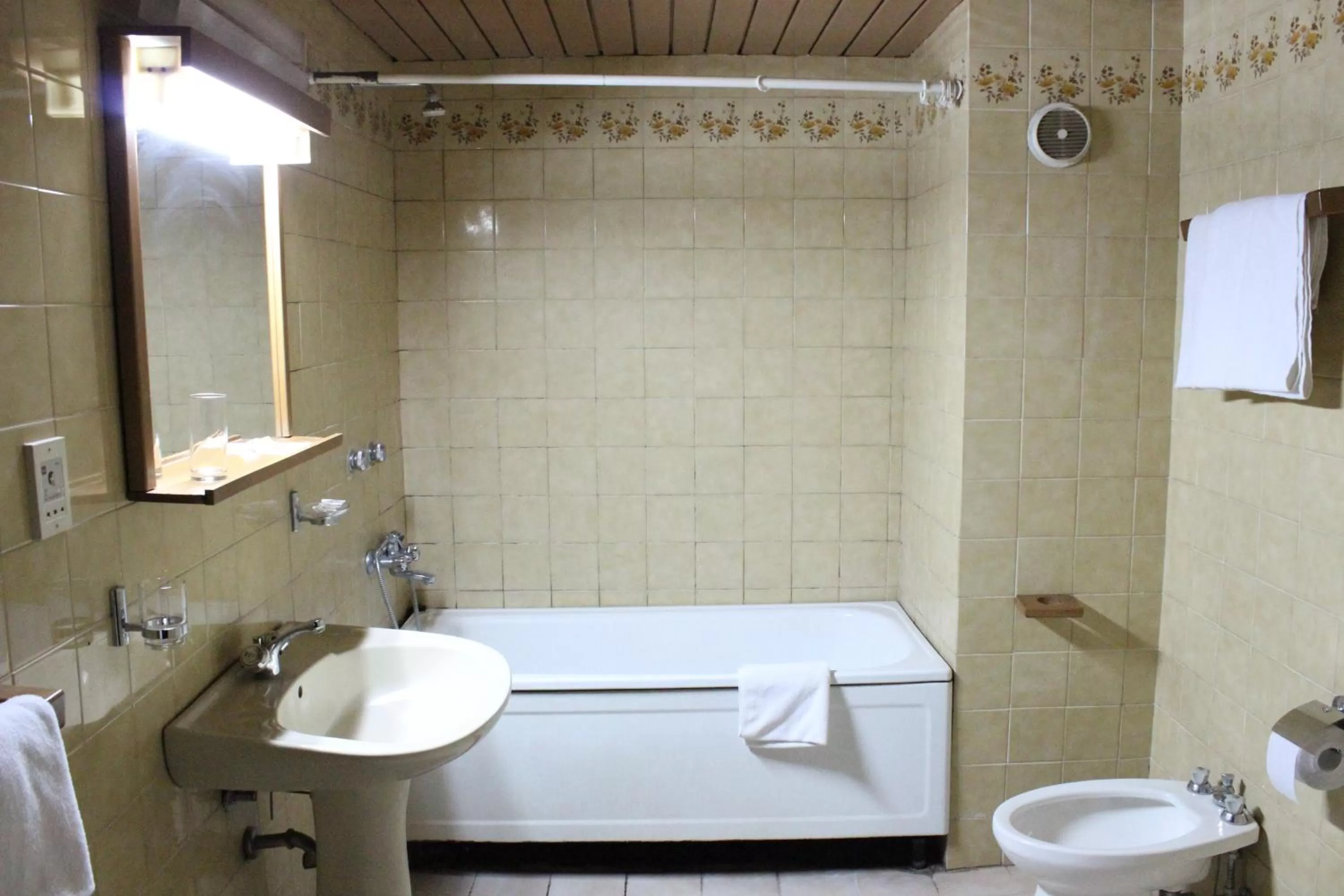 Bathroom in Hotel Svilena