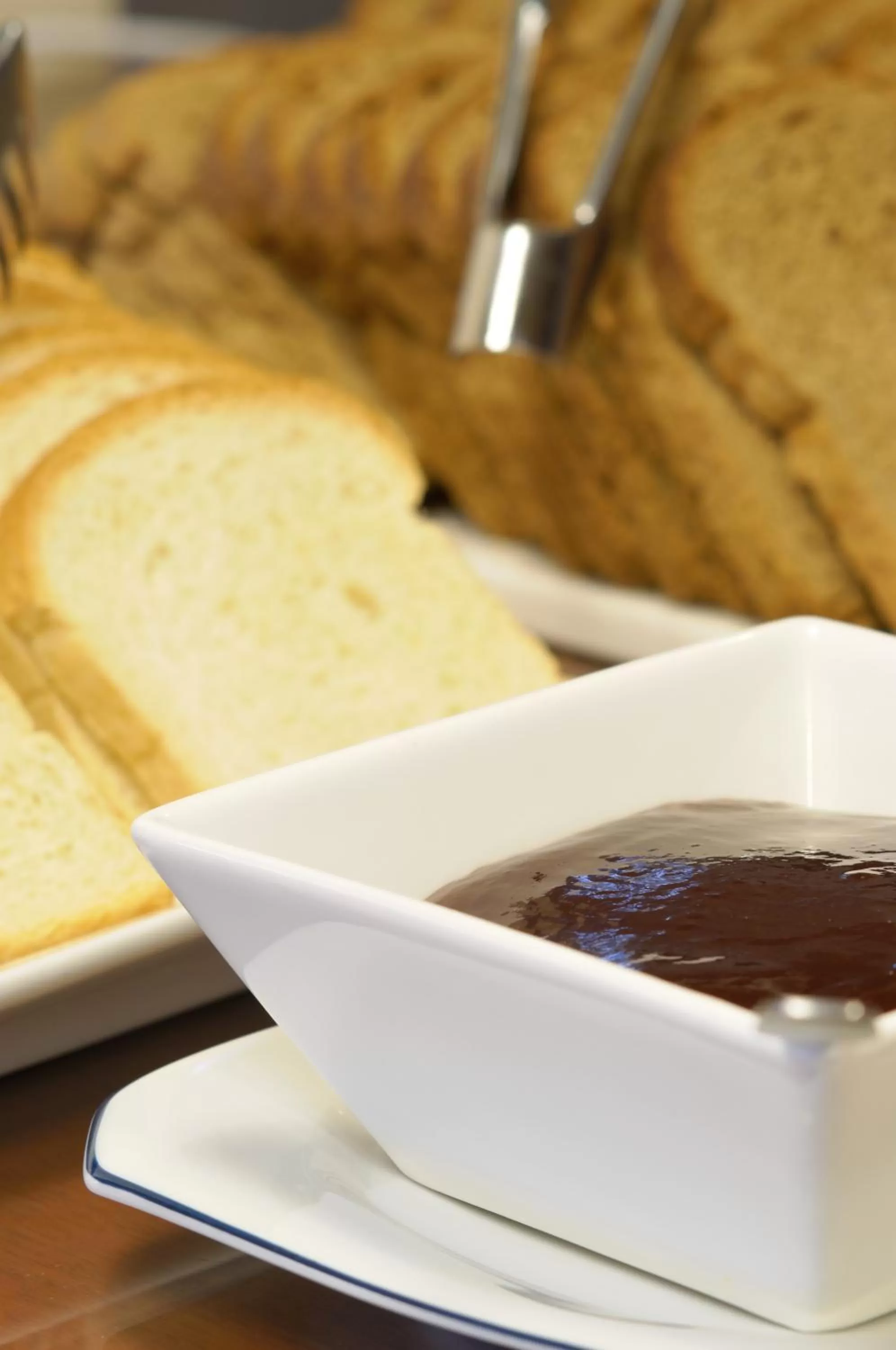 Restaurant/places to eat in Hotel LP Santa Cruz Centro