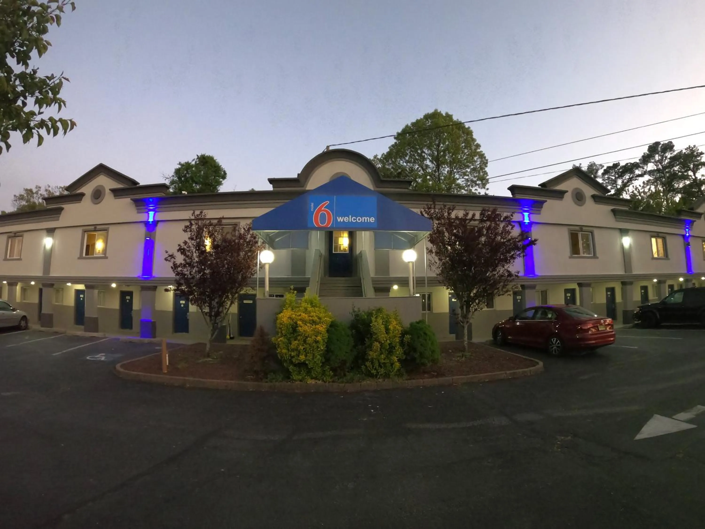 Property building in Motel 6-Toms River, NJ
