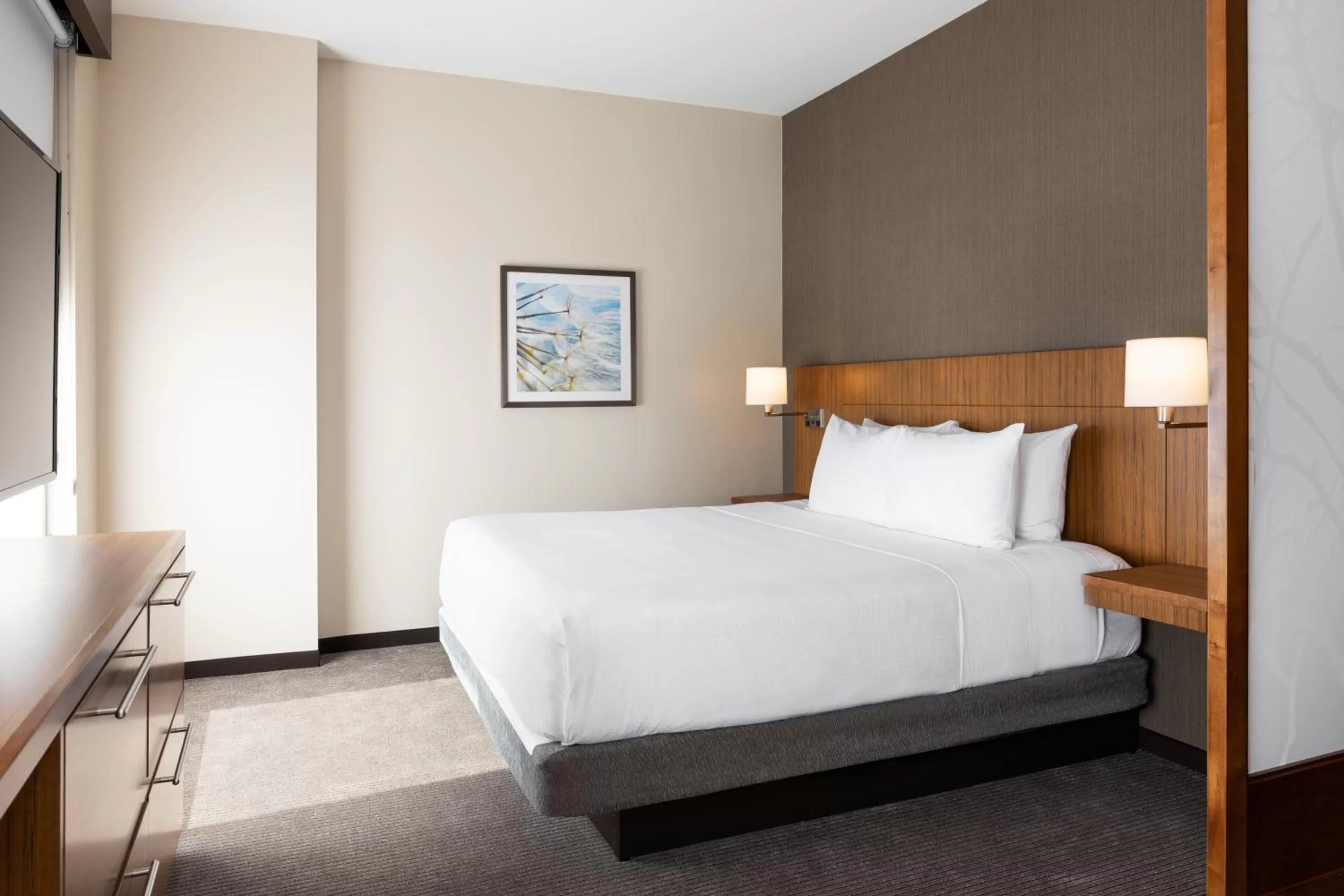 Bed in Hyatt Place Atlanta Centennial Park