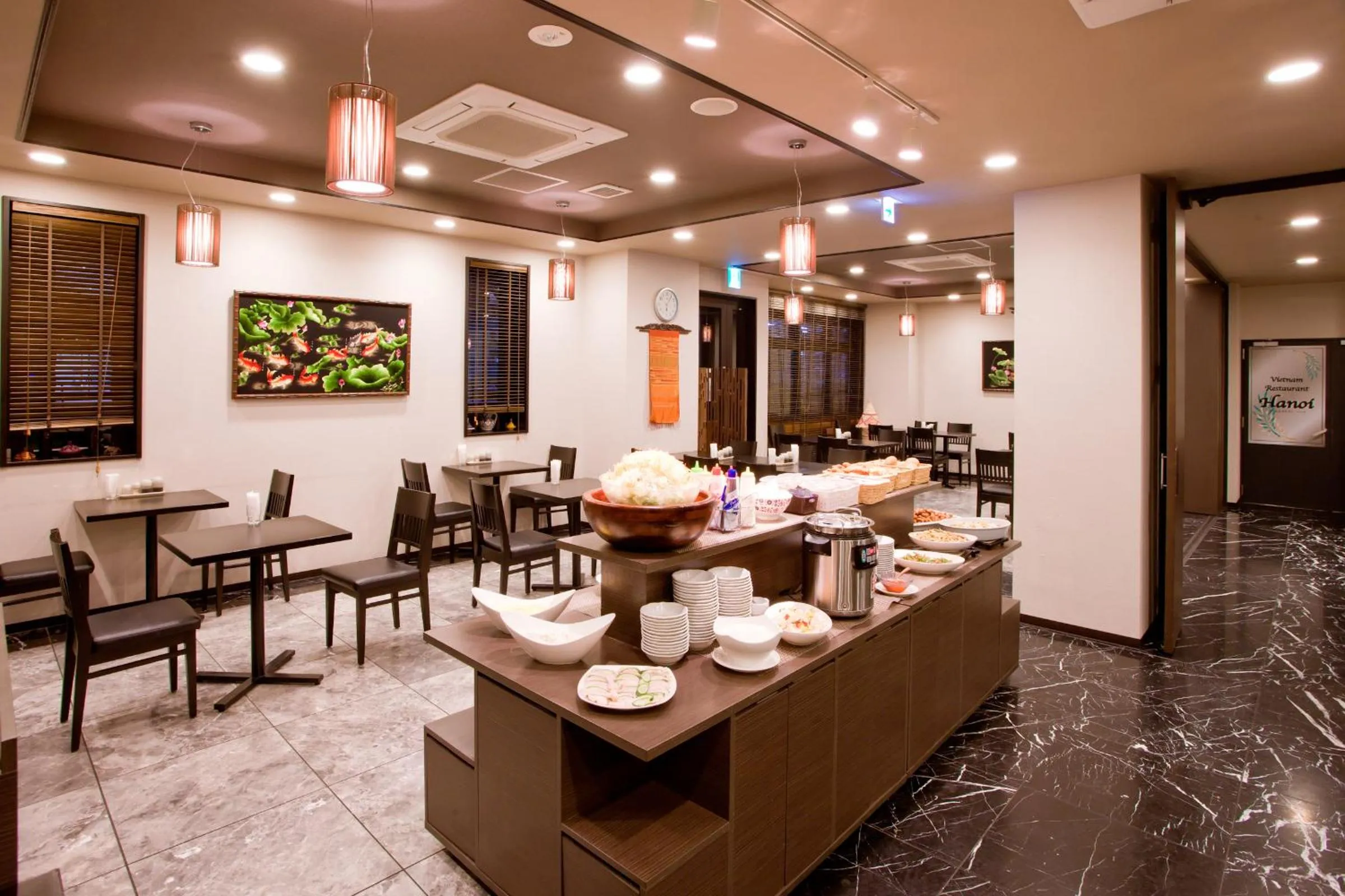 Restaurant/places to eat in Kuretake Inn Premium Shizuoka Ekimae