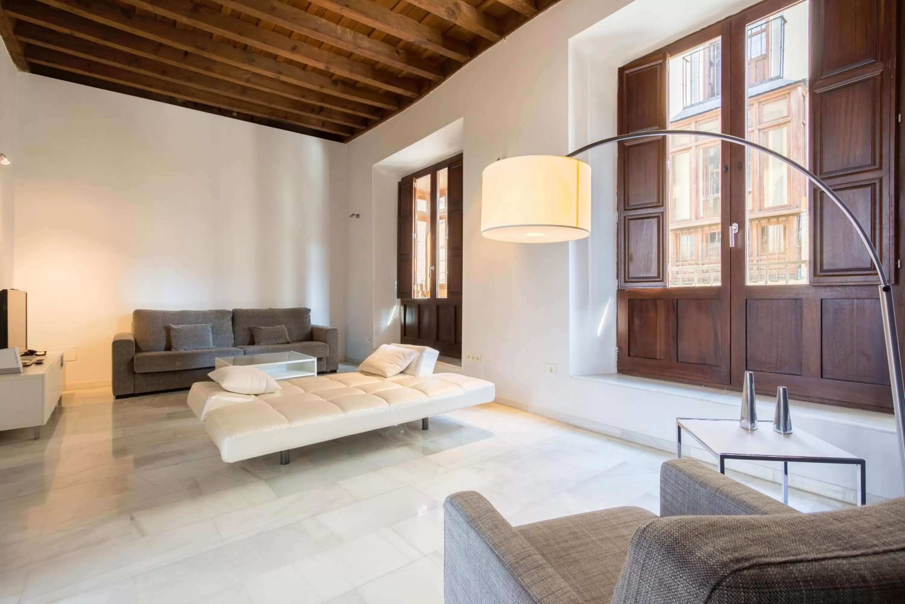 Living room in tuGuest Elvira Suites