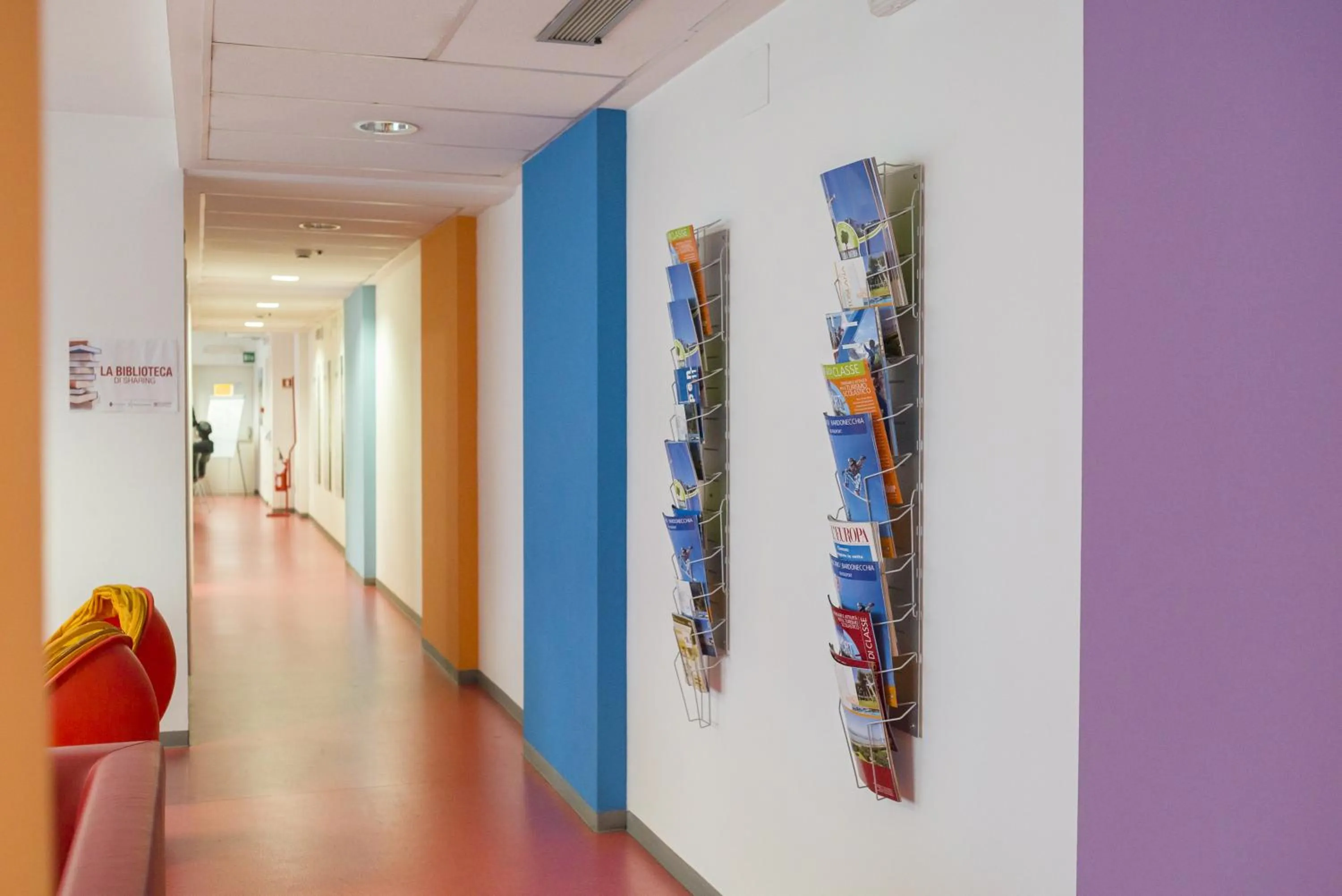 Communal lounge/ TV room in Hotel Sharing