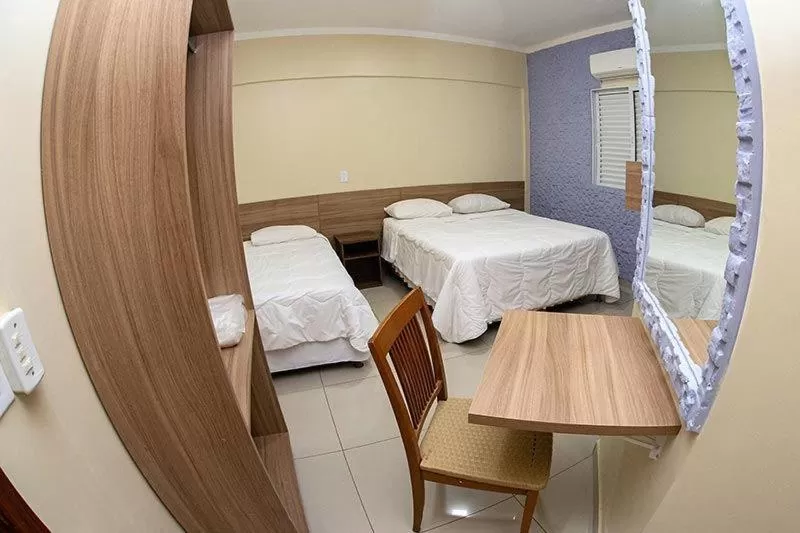 Bed in Aeroporto Plaza Hotel