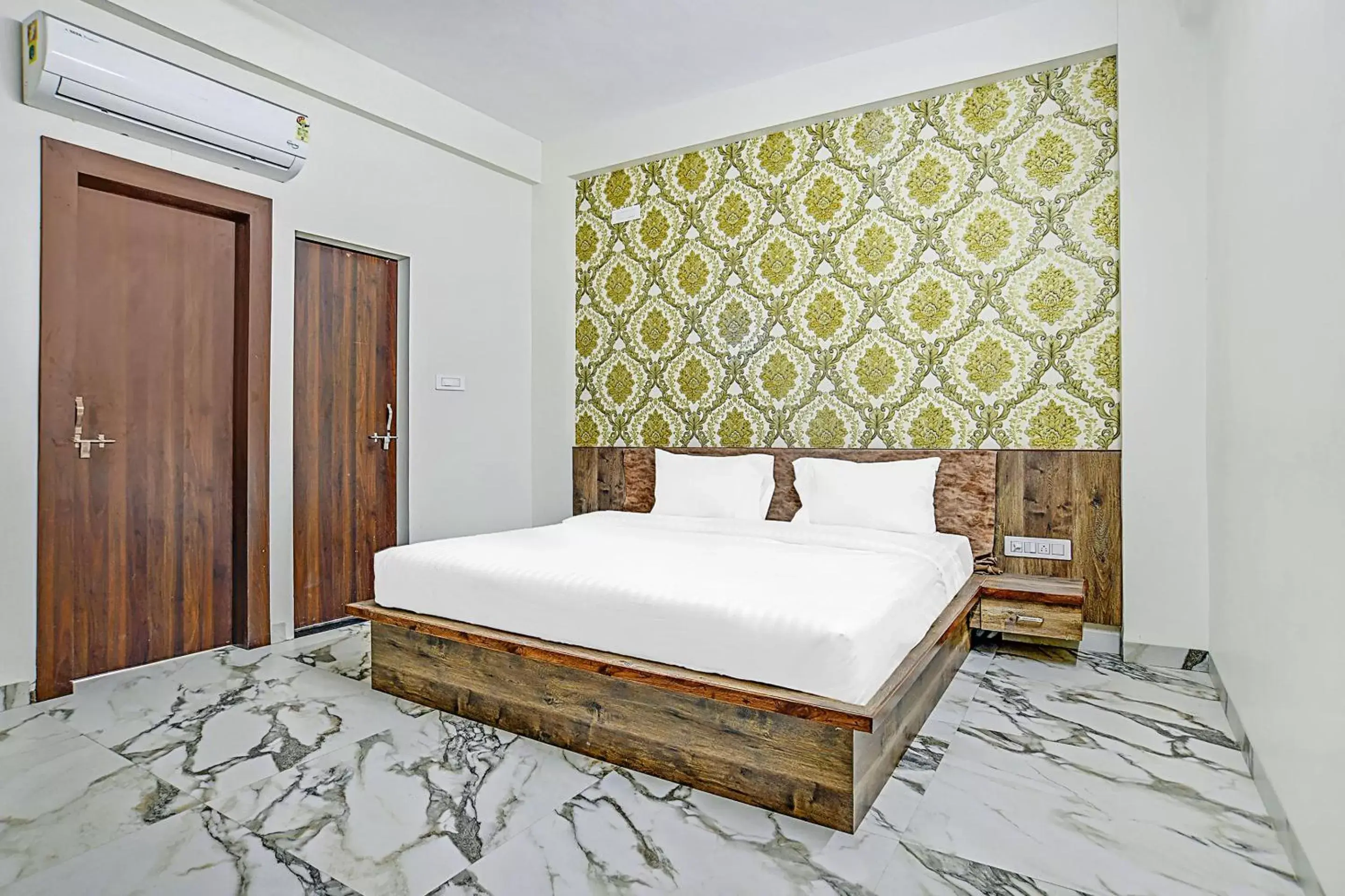 Collection O Verena Collection O Verena