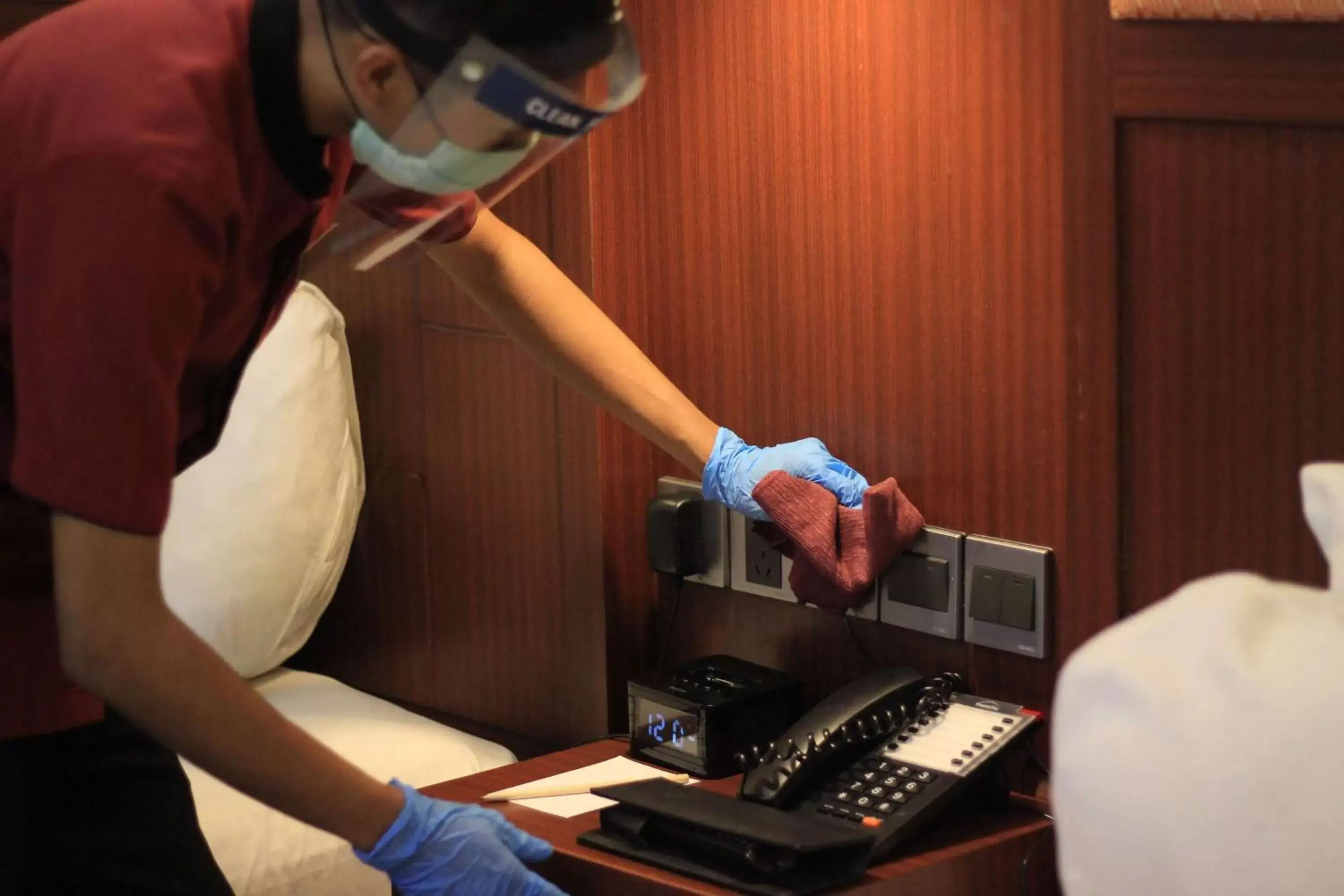 Deluxe Twin Room with City View - Non-Smoking in Best Western Plus Makassar Beach Deluxe Twin Room with City View - Non-Smoking in Best Western Plus Makassar Beach