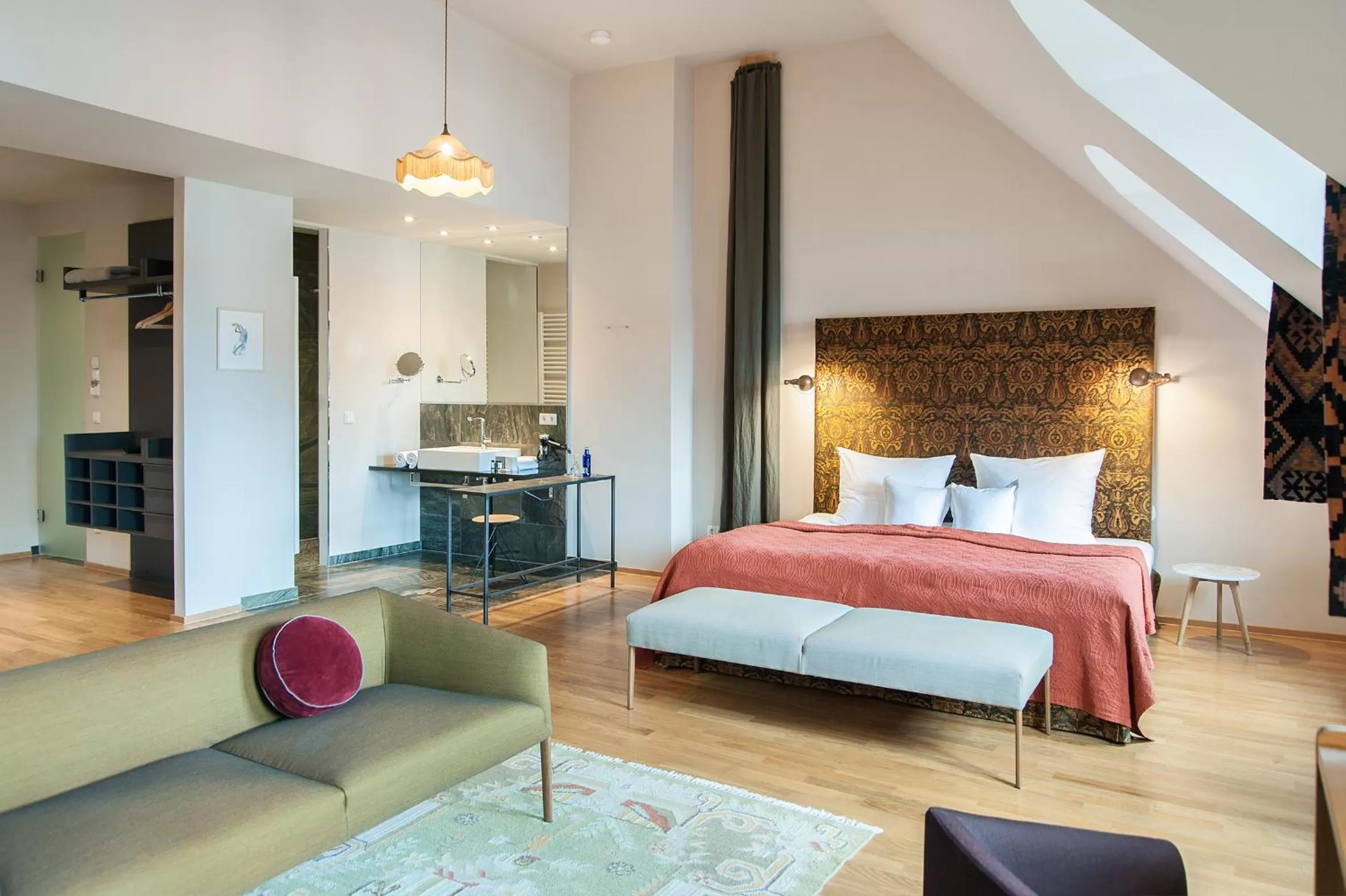 Photo of the whole room, Bed in Emmerich Hotel Görlitz