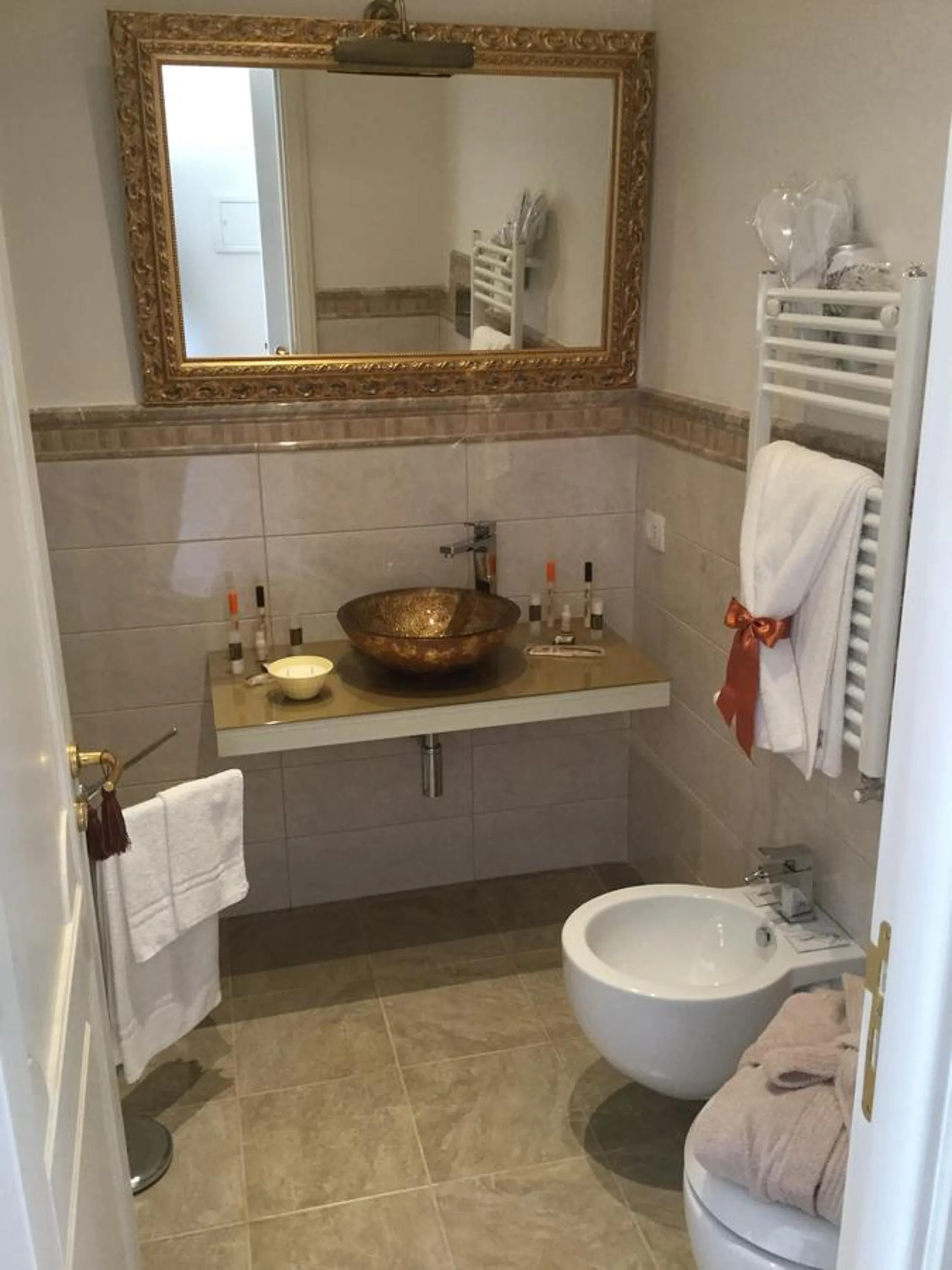 Bathroom in B&B Palazzo del Teatro