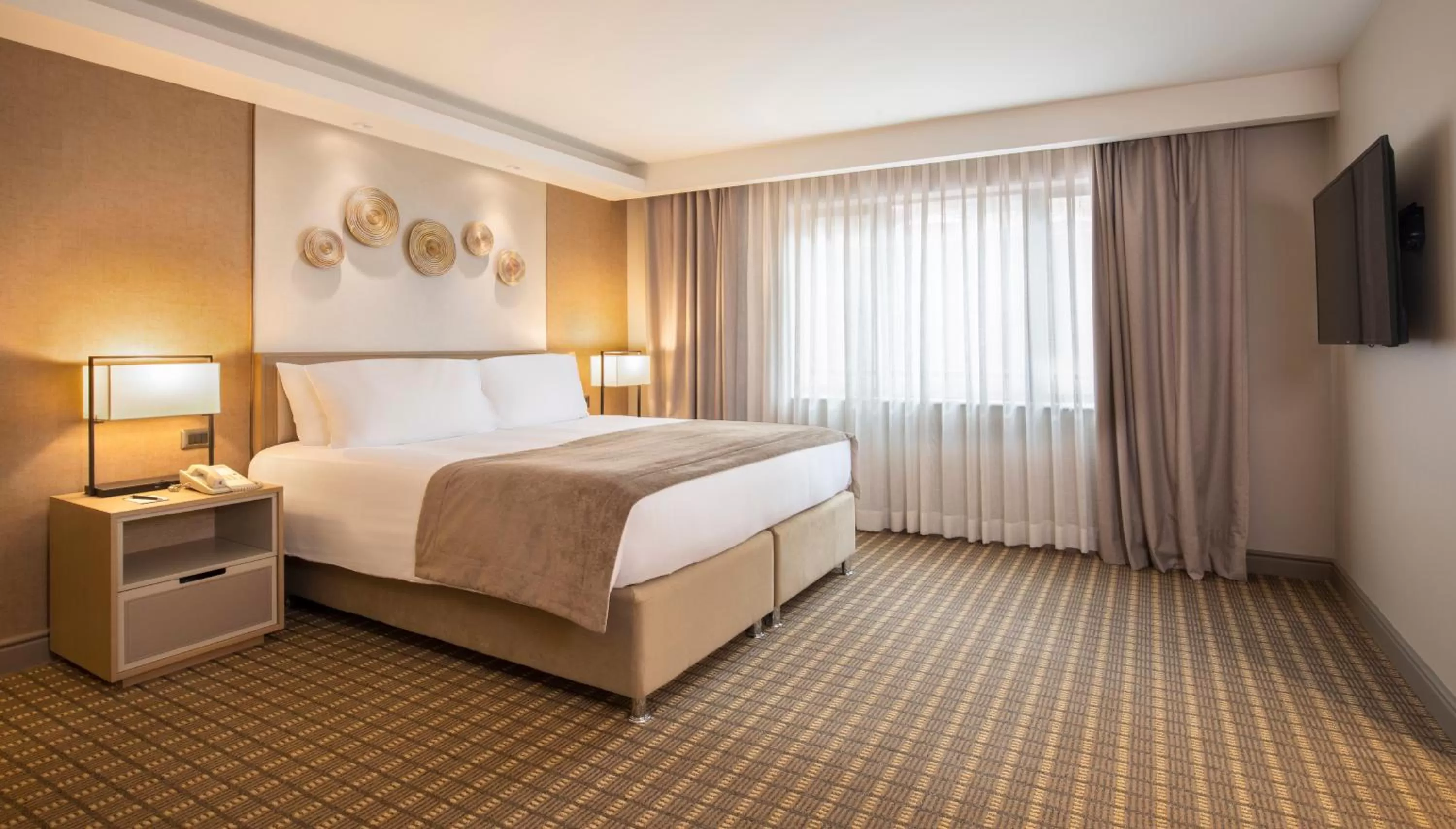 Photo of the whole room, Bed in InterContinental Santiago by IHG