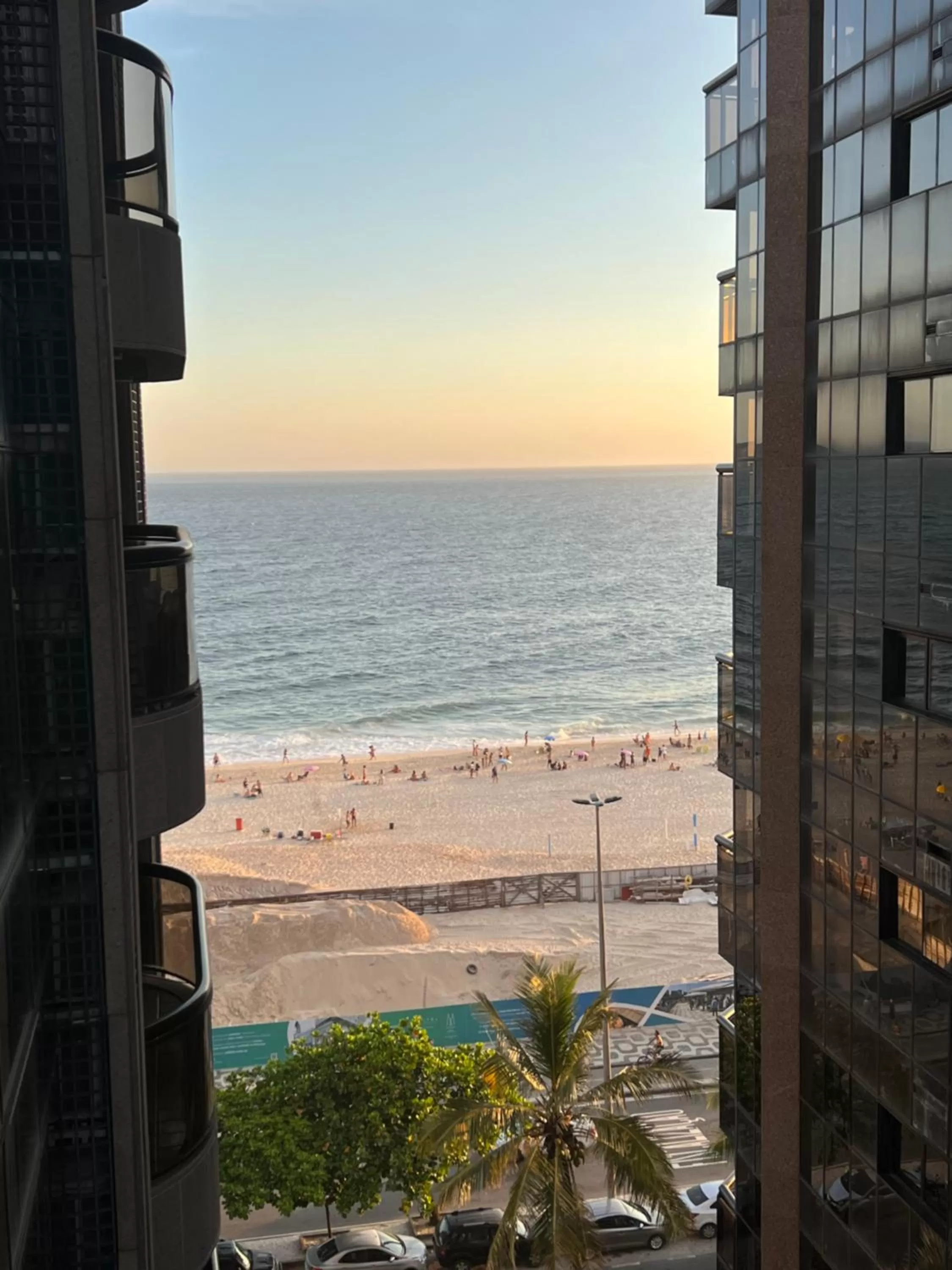 Sea View in Flat Ipanema - Vieira Souto 500