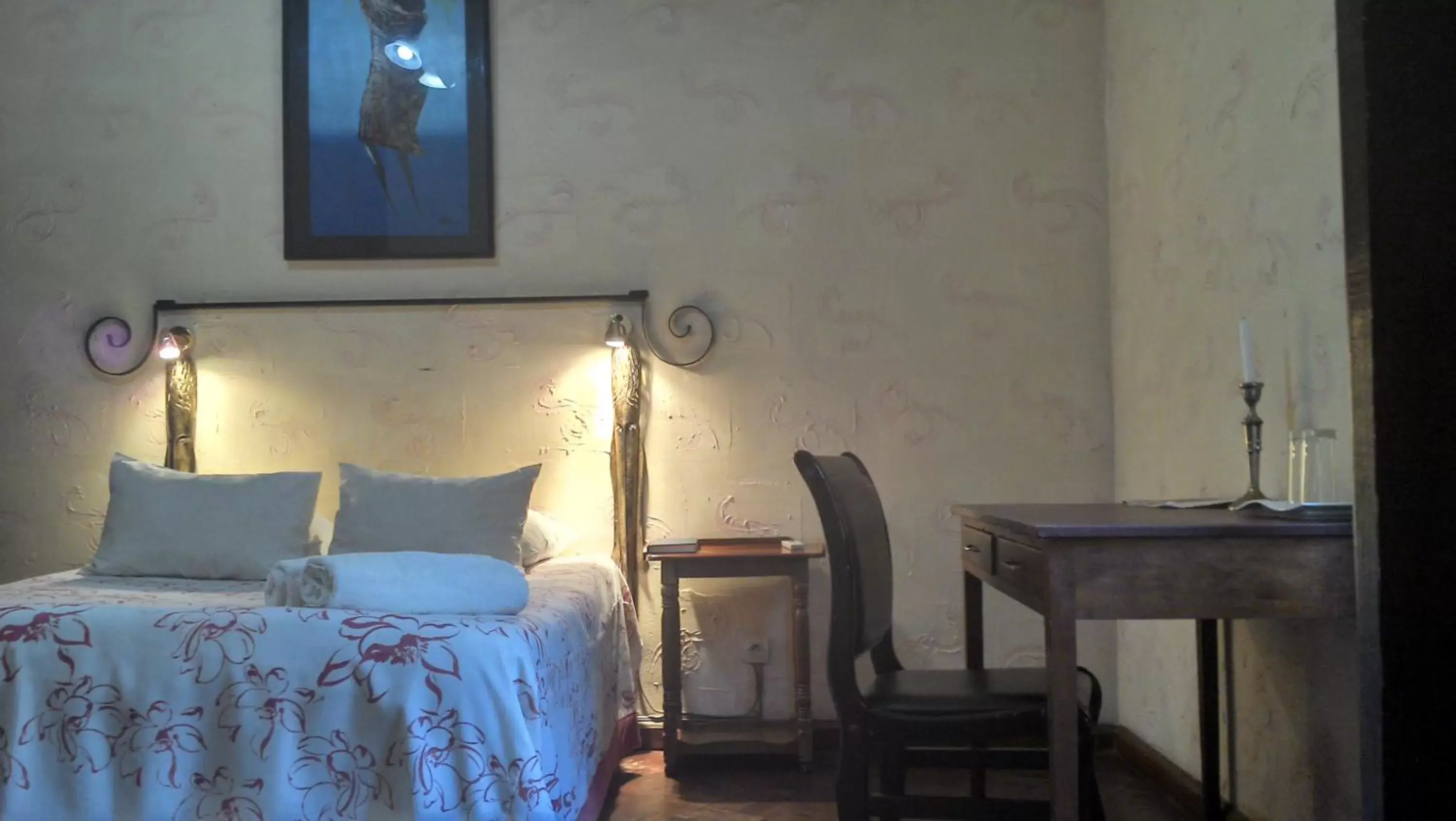 Double Room with Mountain View in Relais De La Haute Ville Tana Double Room with Mountain View in Relais De La Haute Ville Tana