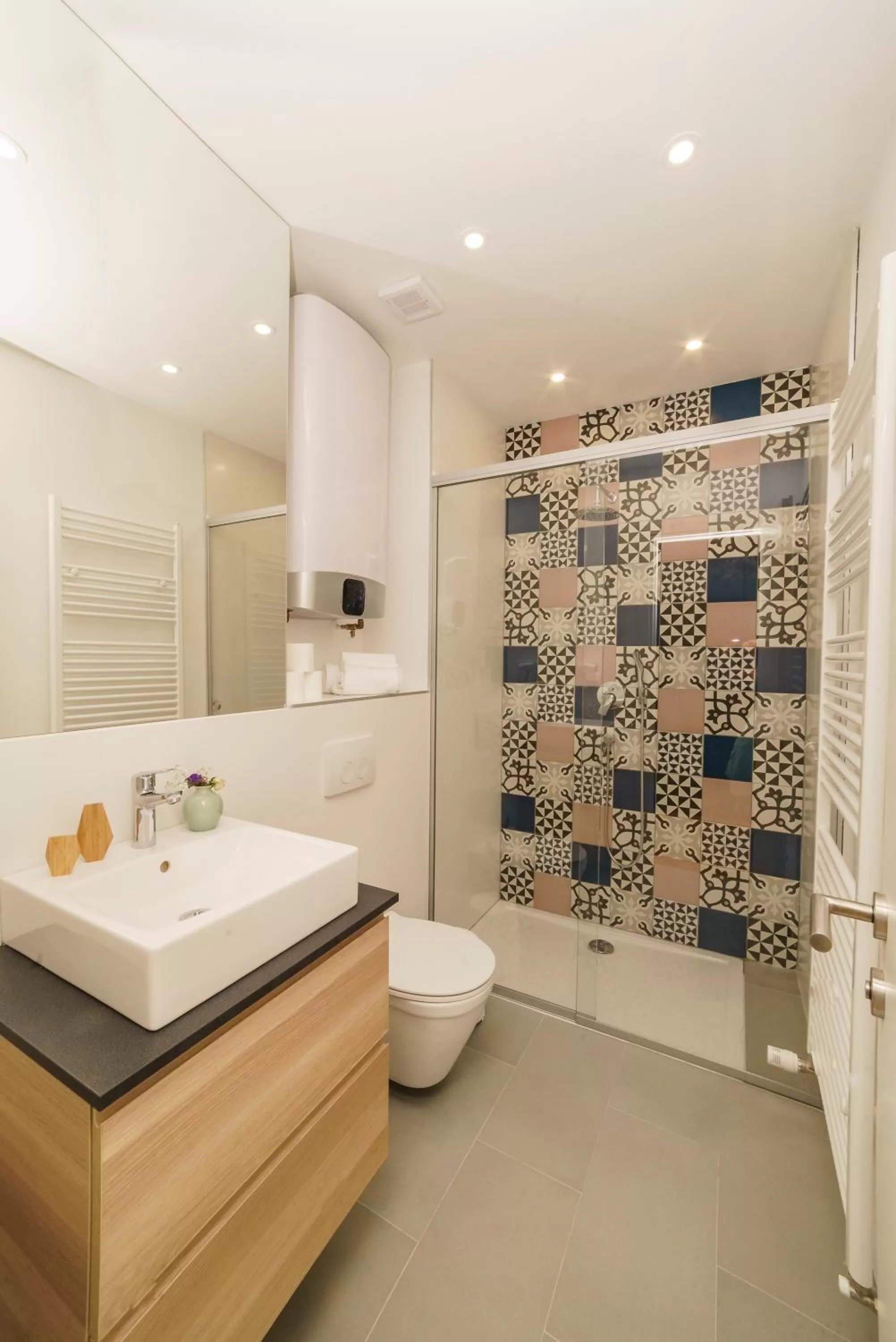 Shower in Doma Zagreb Aparthotel