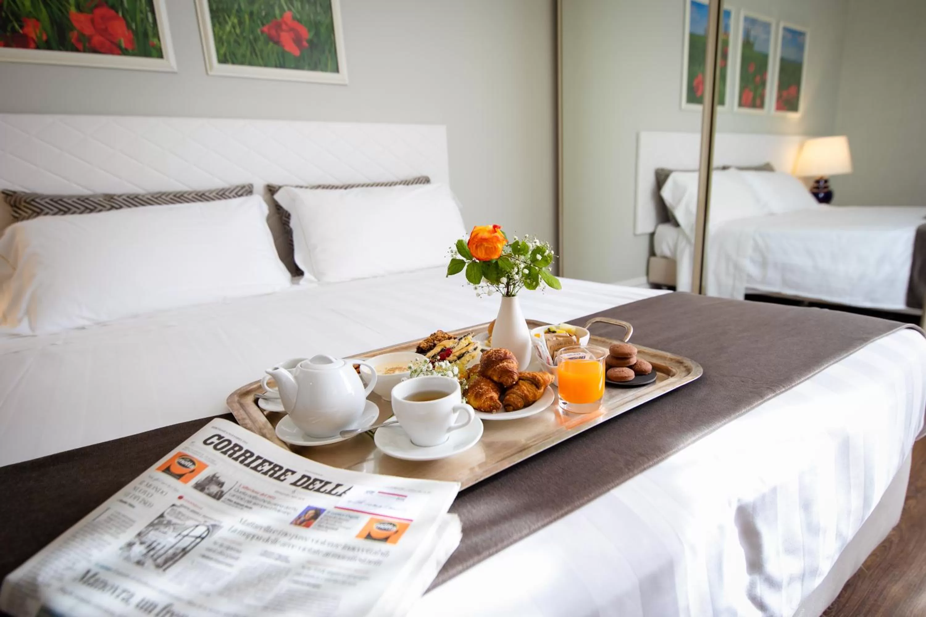 Breakfast, Bed in Etrusco Arezzo Hotel - Sure Hotel Collection by Best Western