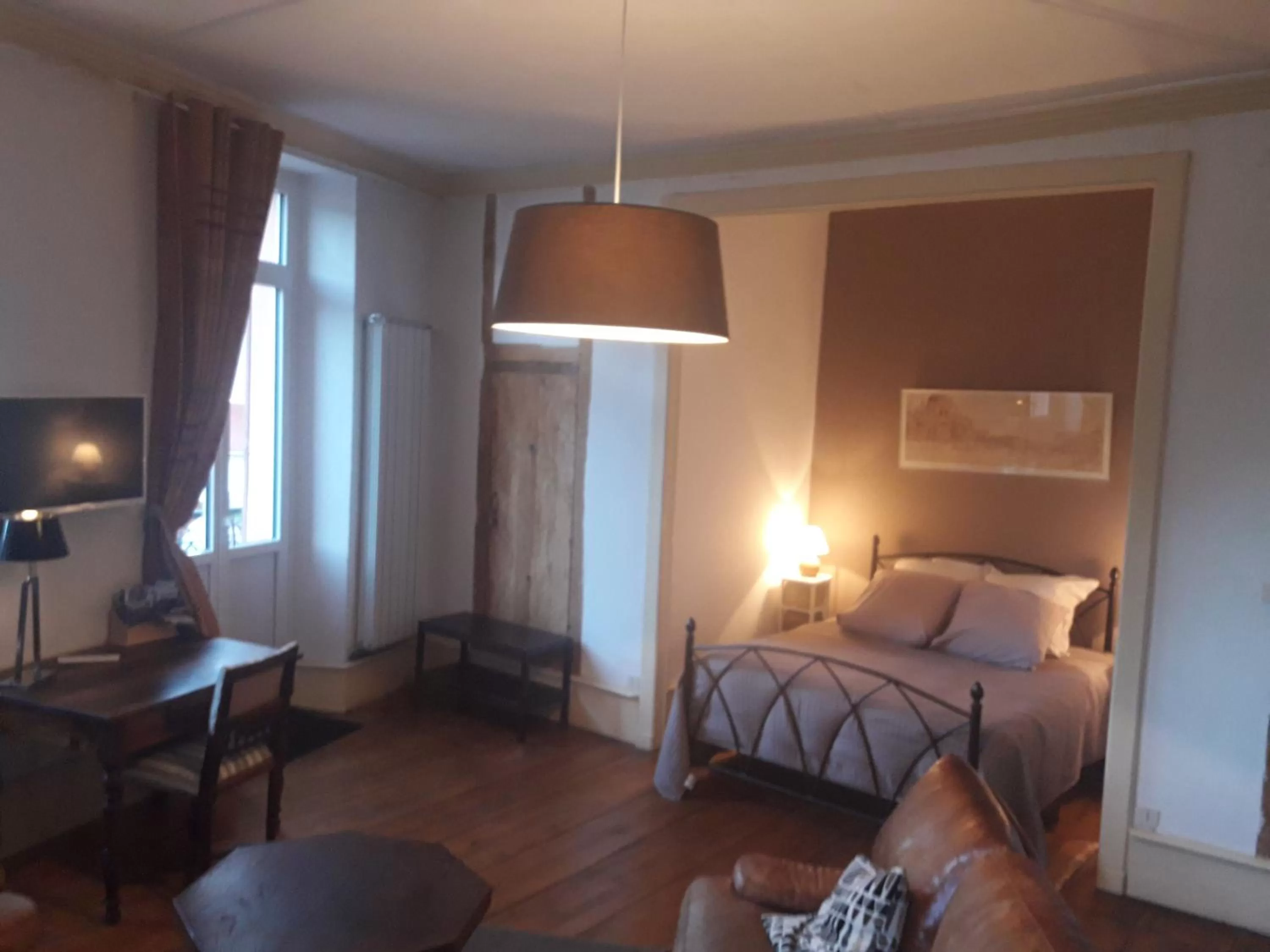 Photo of the whole room, Bed in Chambres d'hôtes Belle Occitane