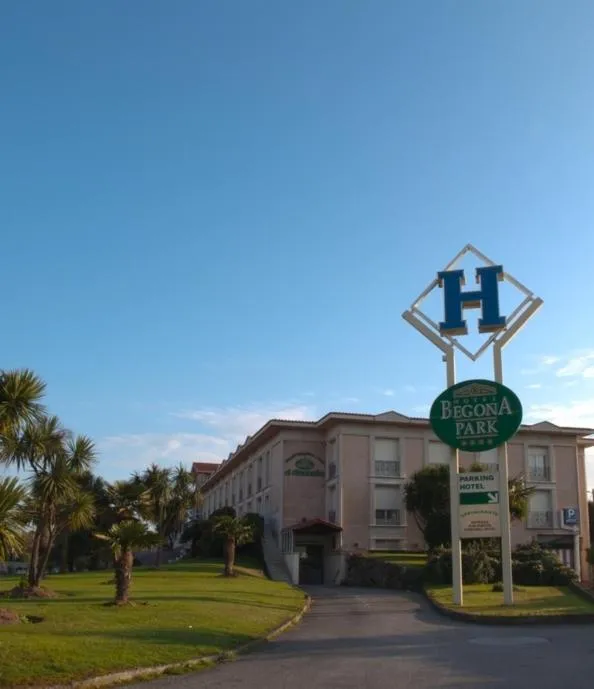 Facade/entrance in Hotel Begoña Park