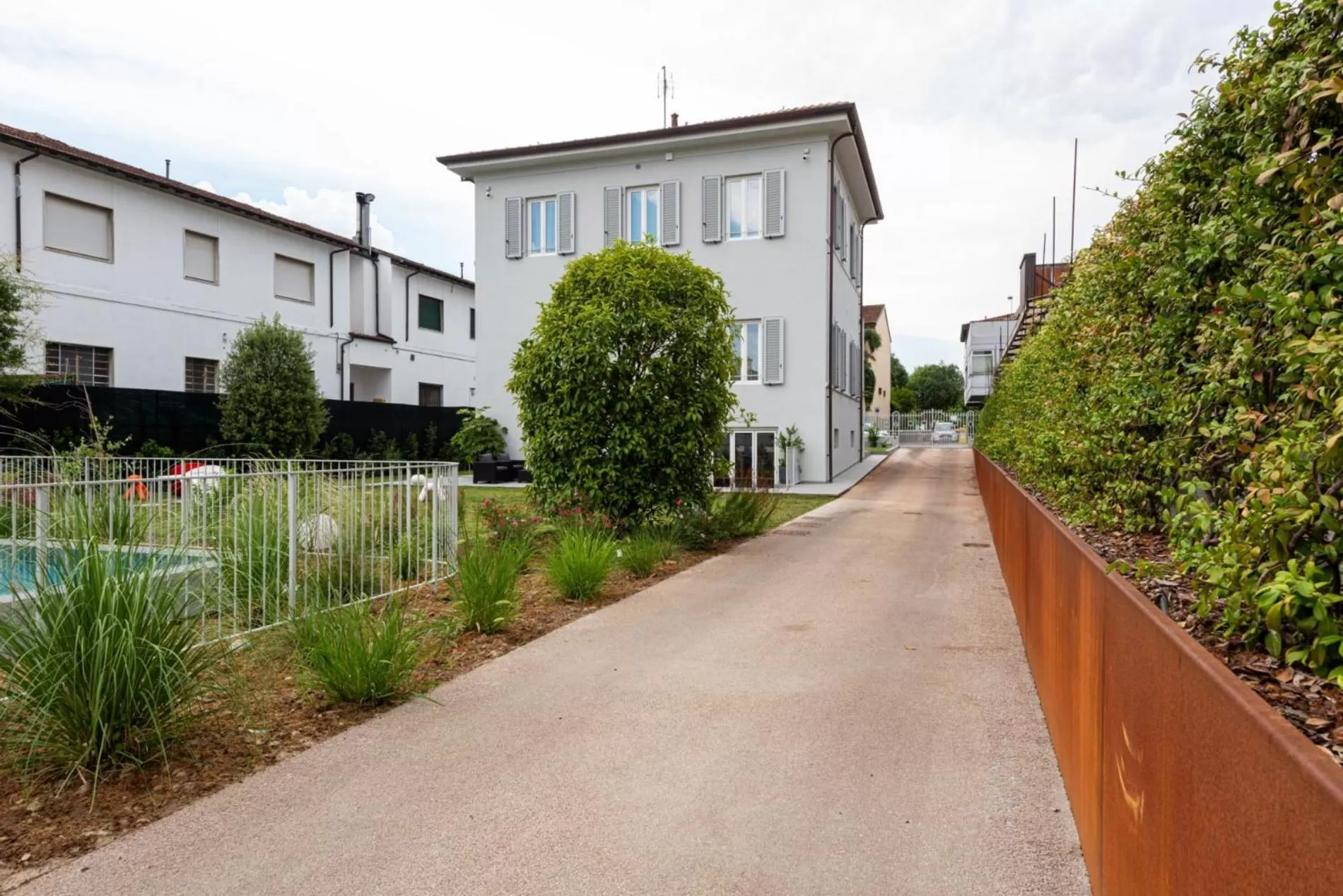 Garden in Villa Fedora Luxury Suites