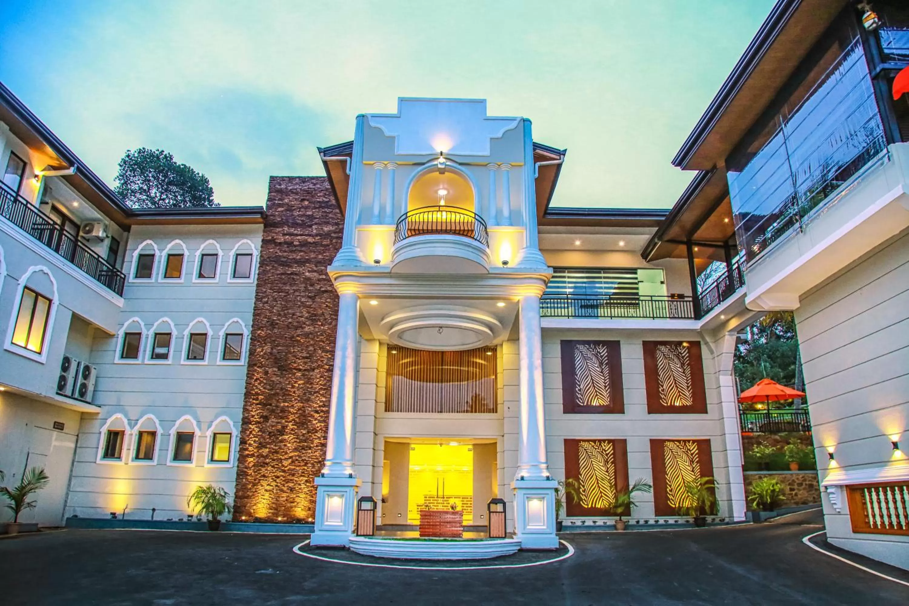 Property building in Royal Classic Resort
