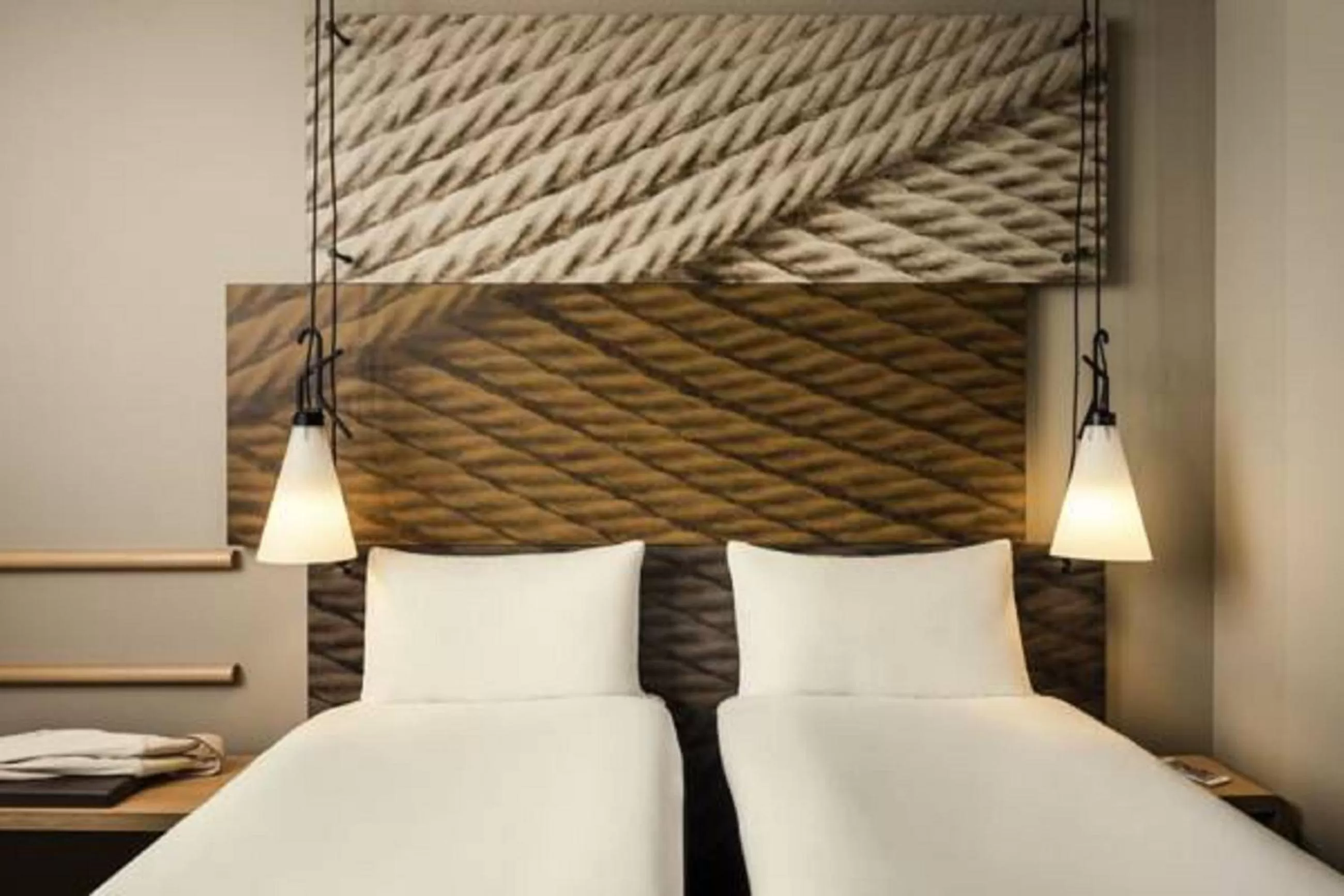 Shower, Bed in Ibis Brussels Erasmus