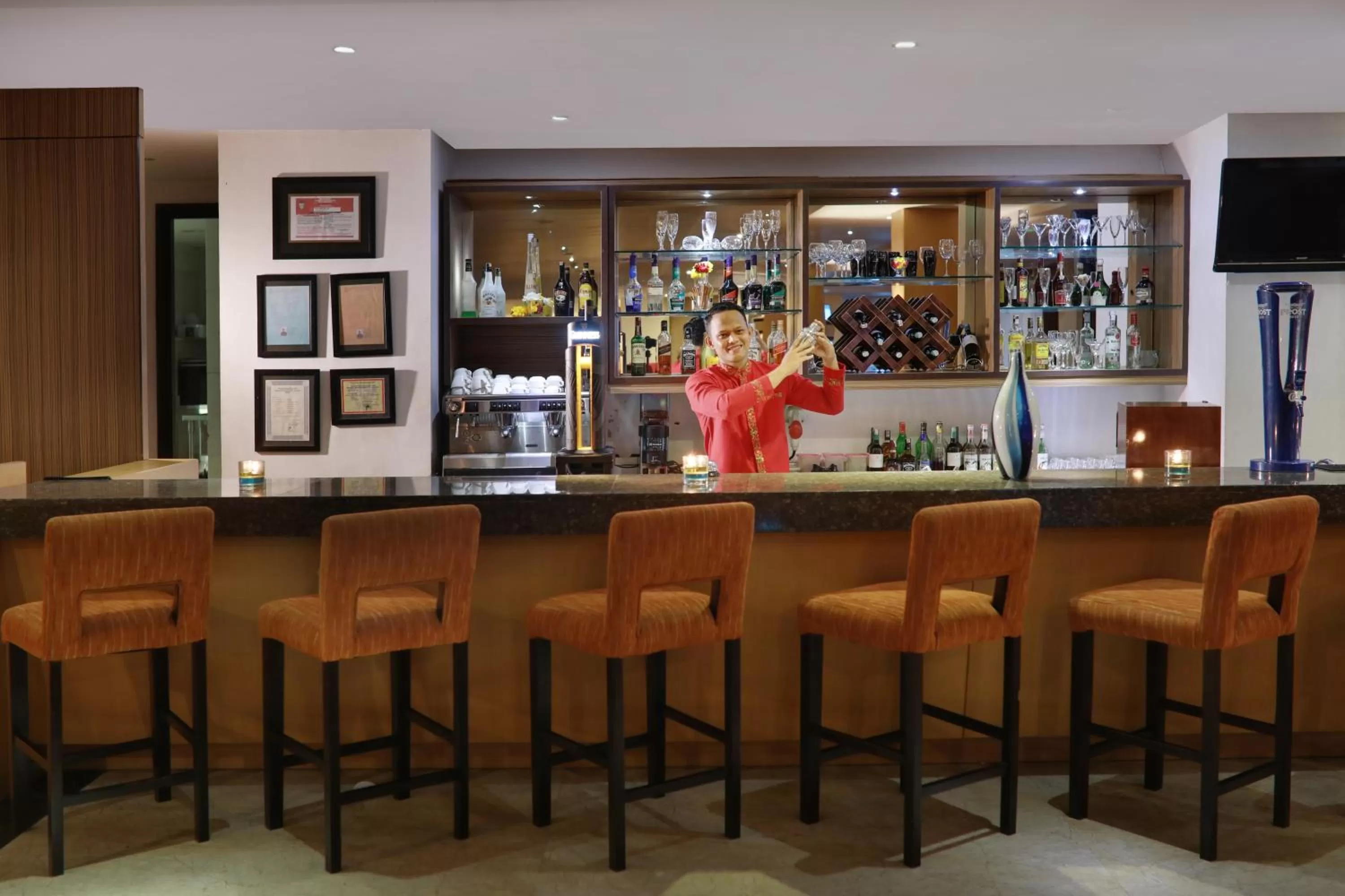 Staff in Swiss-Belinn Panakkukang