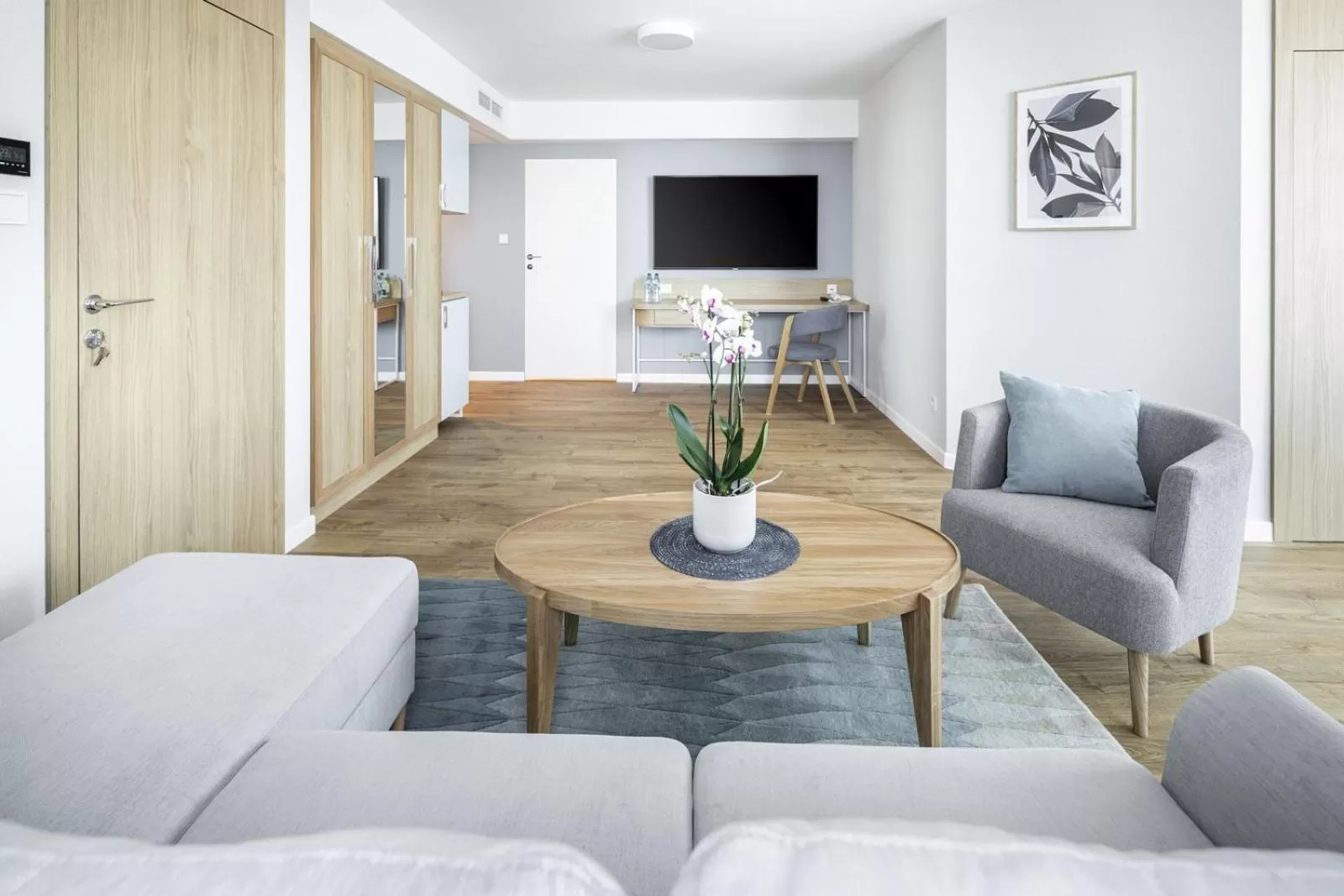 TV and multimedia in Maloves Resort & Spa