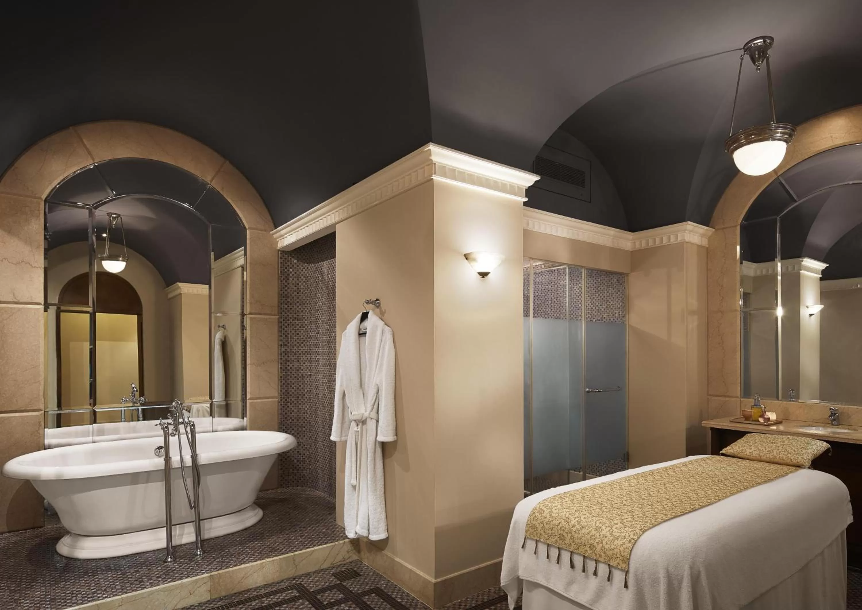 Spa and wellness centre/facilities, Bed in Umaid Bhawan Palace Jodhpur