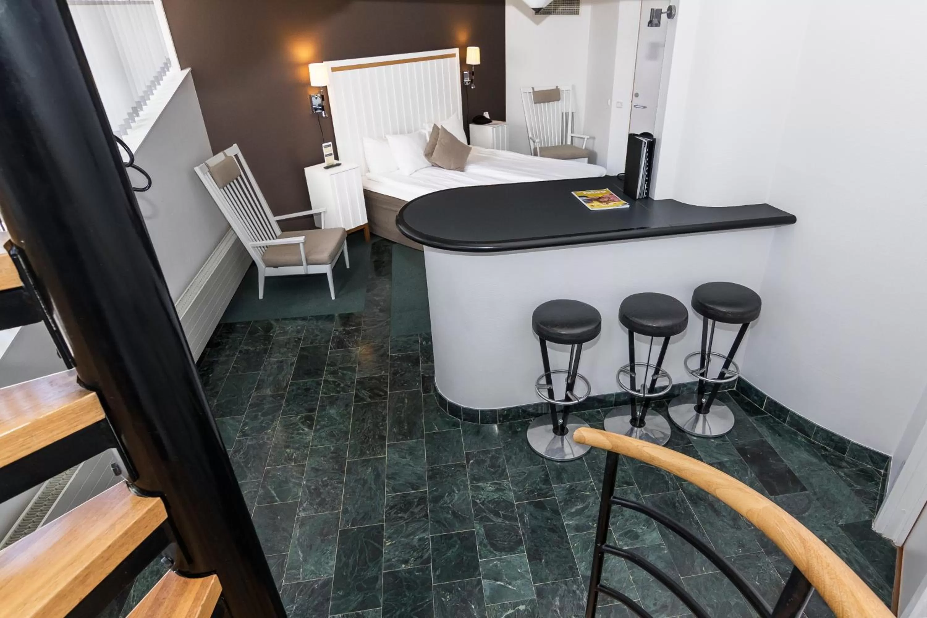 Seating area, Bed in Best Western Eurostop Orebro